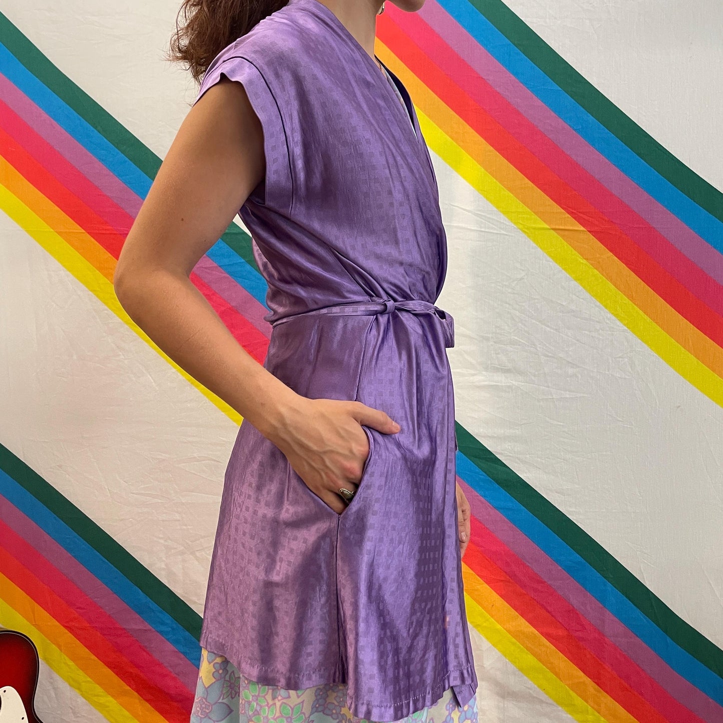 vtg 70s JULIE GIRL ROBE Dress // cute checkered silky flowy belted mini wrap dress house robe w/pockets lightweight satin slinky slip dress