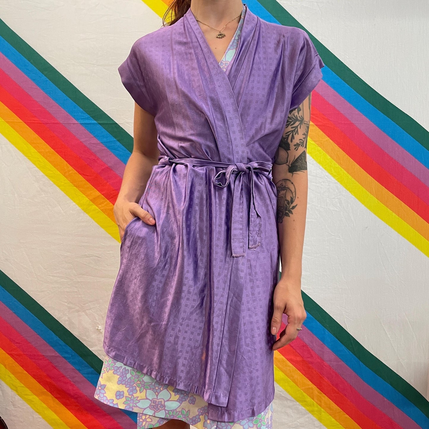 vtg 70s JULIE GIRL ROBE Dress // cute checkered silky flowy belted mini wrap dress house robe w/pockets lightweight satin slinky slip dress