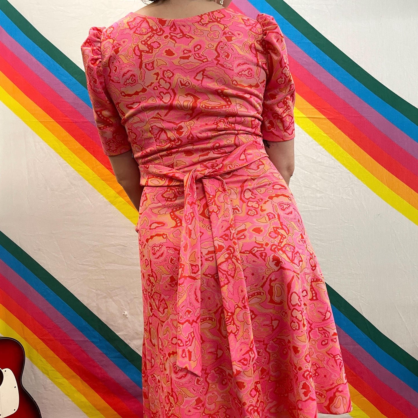 vtg 70s ABSTRACT PINK LAVA Lamp dress // trippy psychedelic acid drip funky neon retro belted button up midi autumn fall halloween party