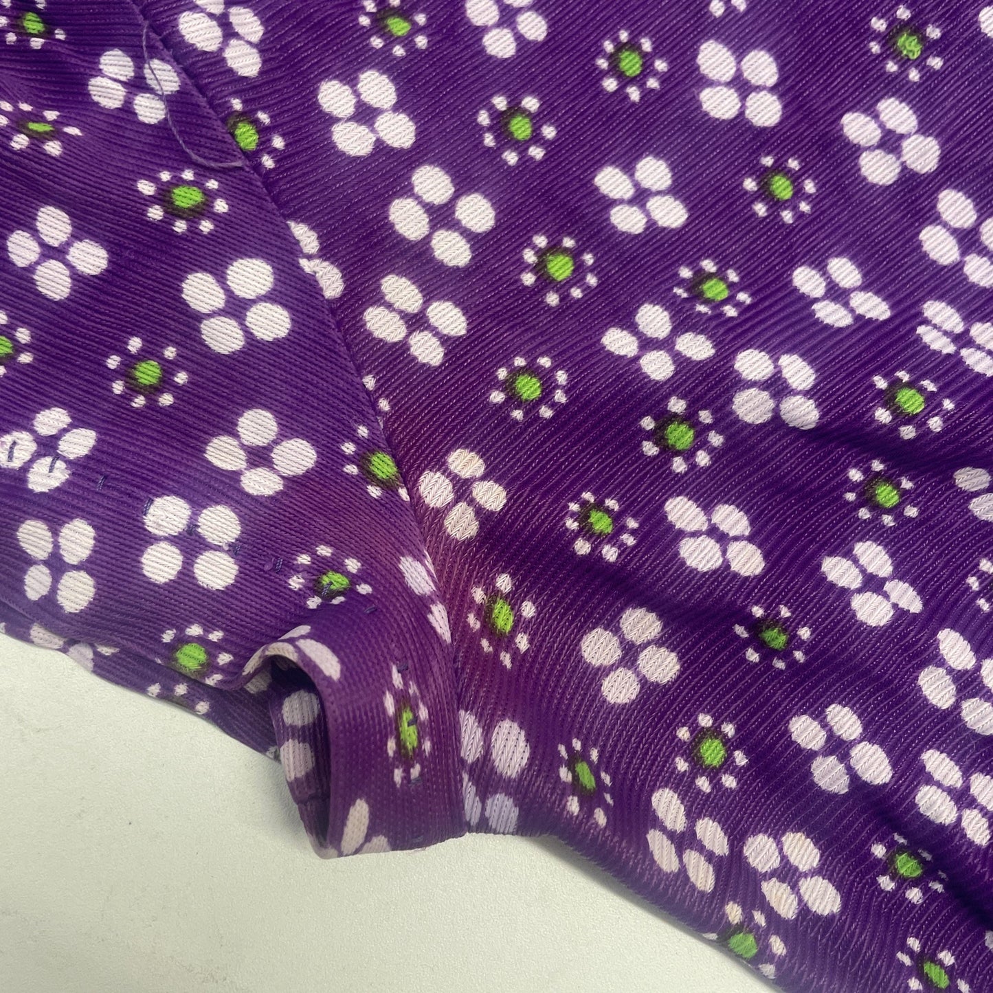 vtg 70s FLOWER POWER SKIRT top set //  purple ditzy print twee slinky blouse & mini skirt skirt suit mod retro mini dress fall autumn vibe