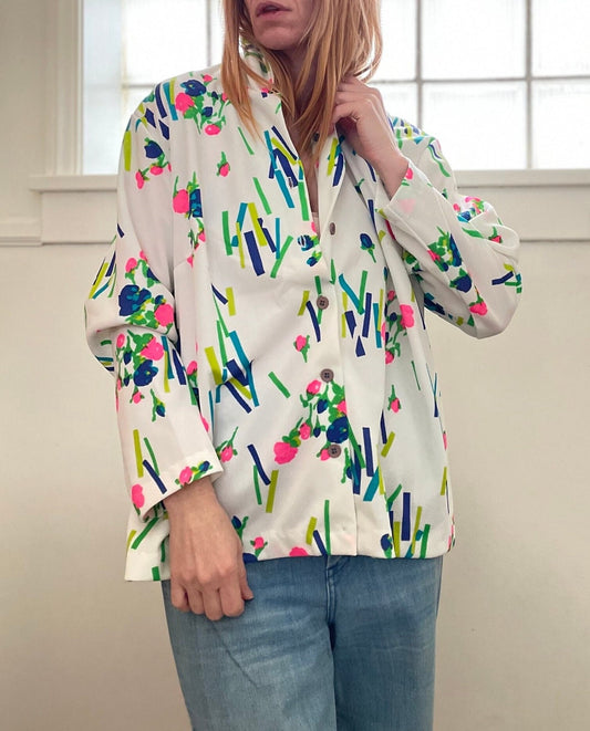 vtg 70s TULIP PRINT TOP // tulip bouquet all over print mod hippie pop art button up polyester retro roller disco saturday night fever dance