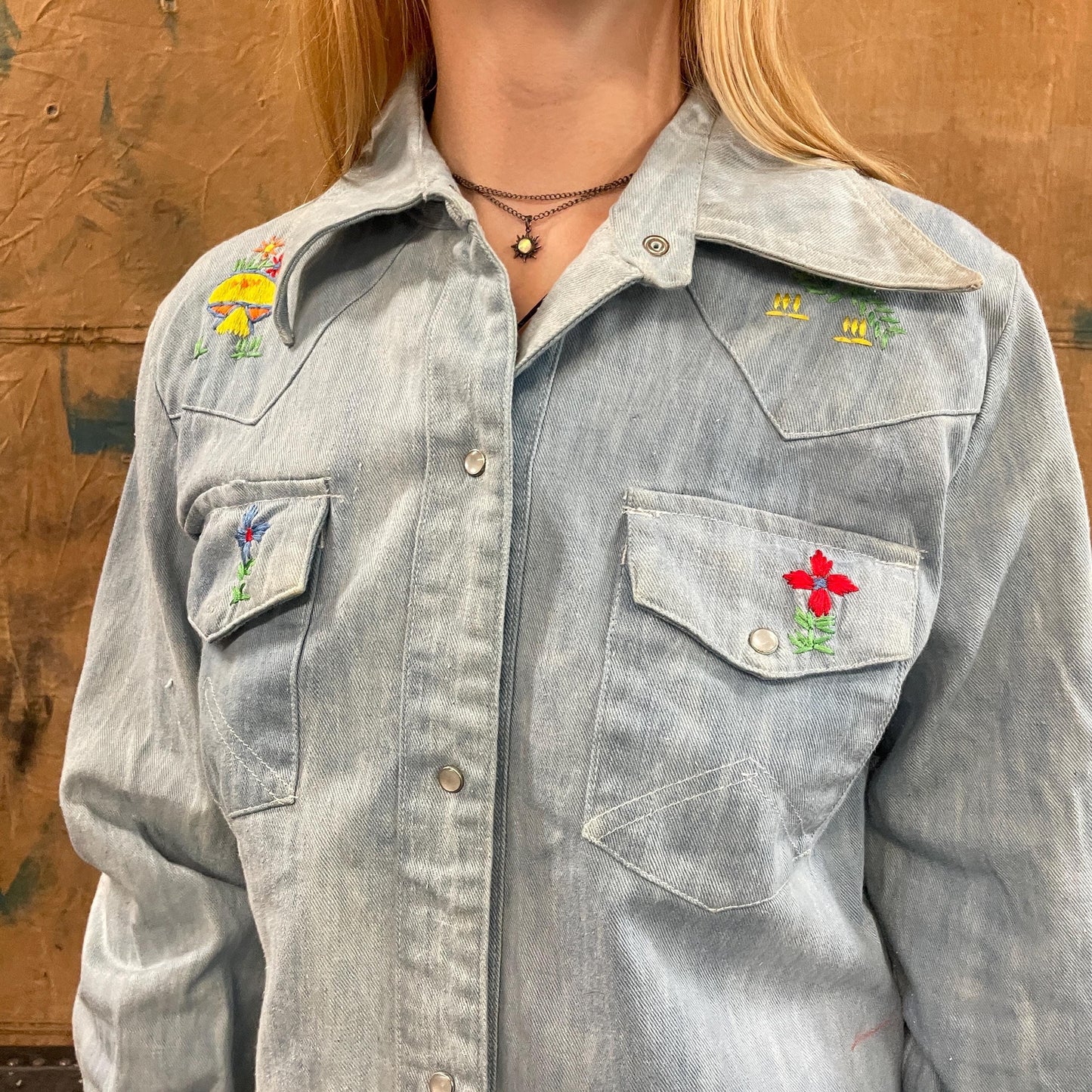 vtg 70s MUSHROOM EMBROIDERED DENIM Jacket // vintage retro hippie western boho collared chambray floral stitch homemade sherry beth blouse