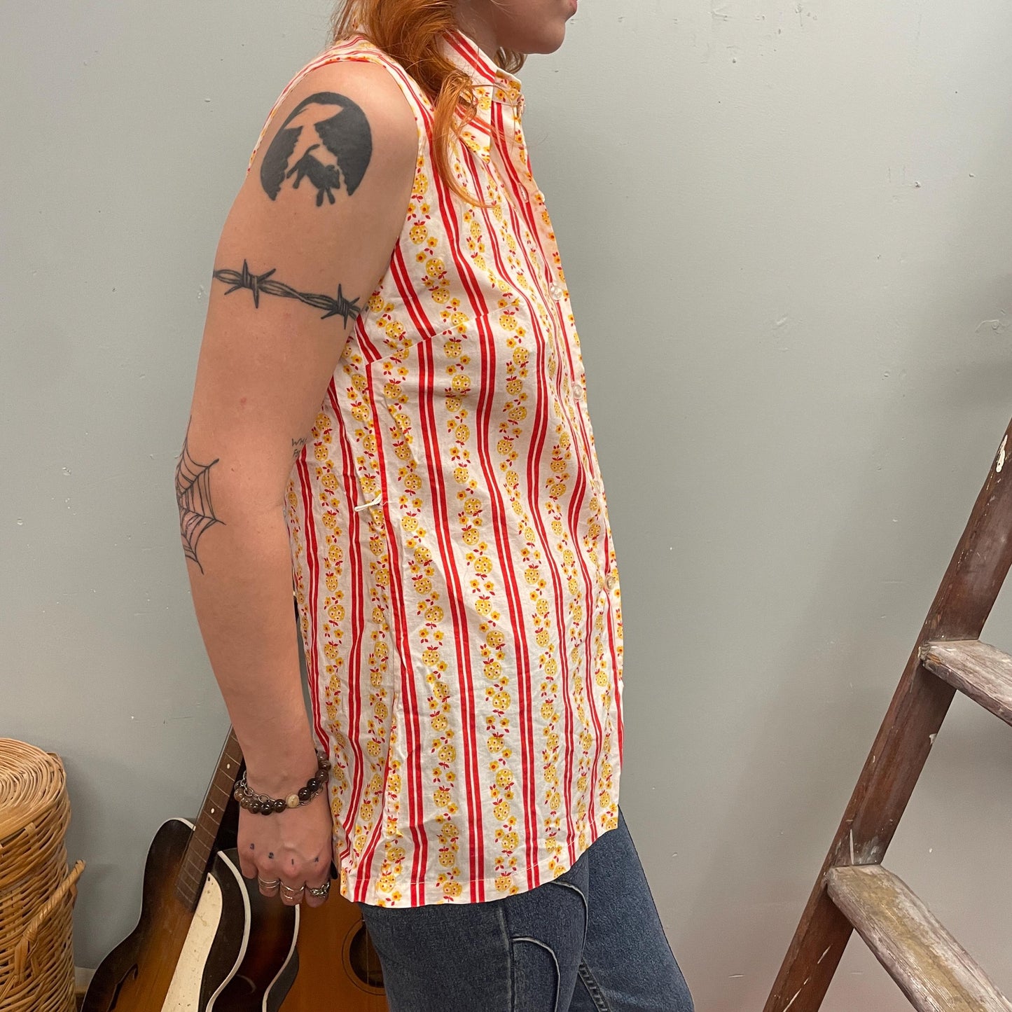 vtg 60s FLORAL STRIPED BUTTON down top // vintage apple pattern flower power all over print pointy collar mod kitschy retro style fashion