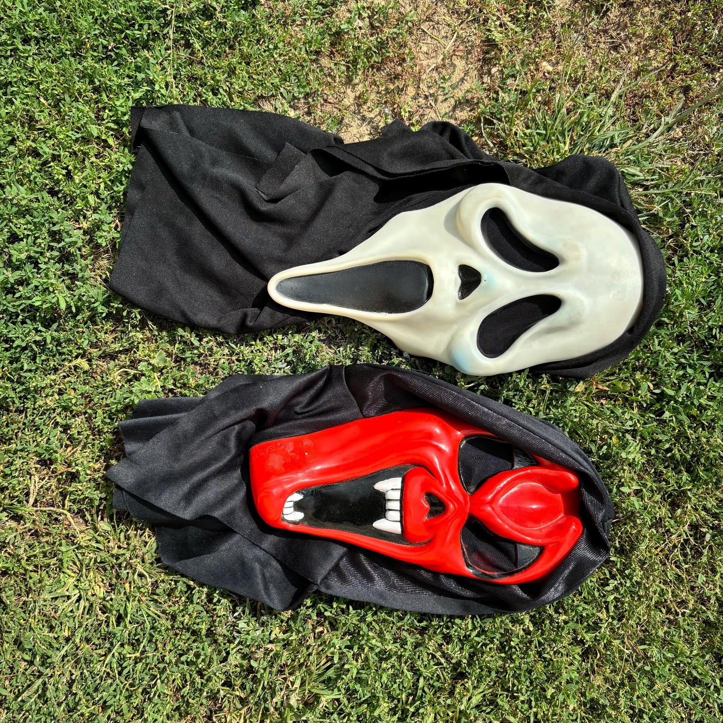 vtg 90s lot of 3 GHOSTFACE scream MASK easter unlimited fun world halloween masks red used movie slasher film horror scary trick treat stone