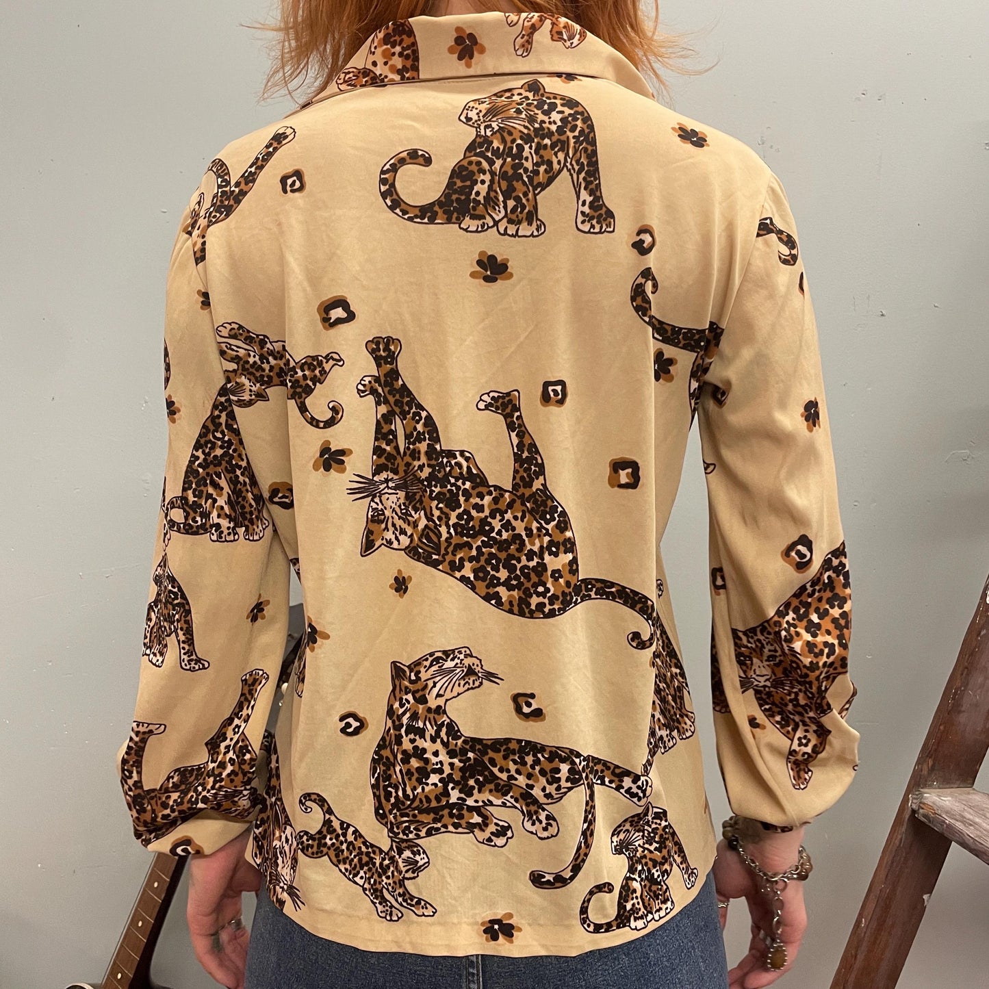 vtg 70s SILKY LEOPARD PRINT top // vintage cheetah big cat animal print all over patterned pointy collared disco retro hippie polyester glam