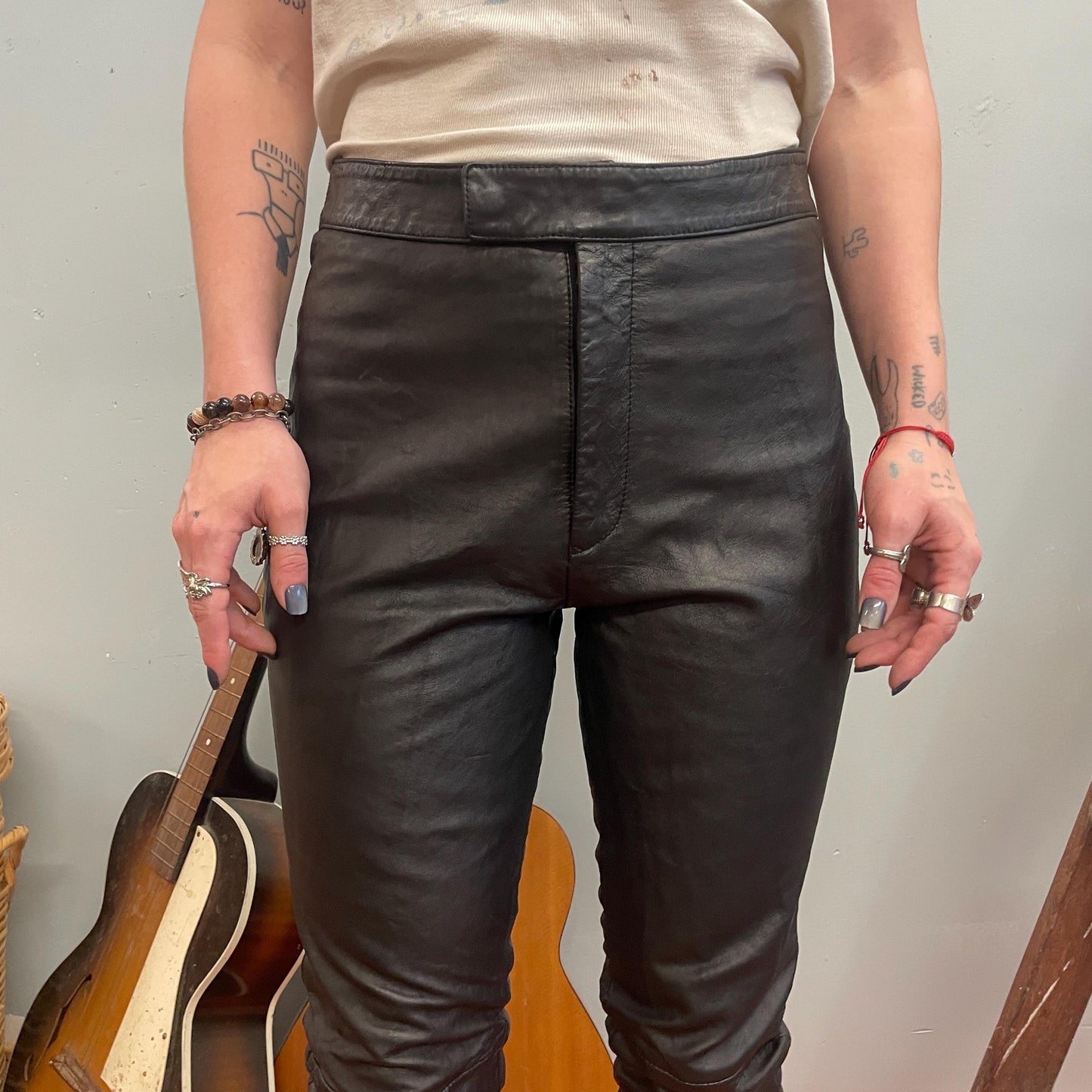 vtg 80s BLACK LEATHER PANTS // vintage 90s matrix mod tapered soft goth autumn retro grunge high rise sexy wet look tight sandy grease style