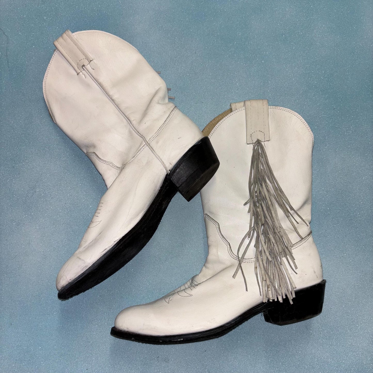 vtg 70s WHITE LEATHER FRINGE Boots // vintage country western Madonna rocker cowgirl retro 80s ankle boots