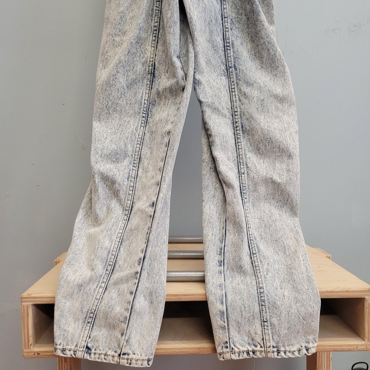 vtg 80s ACID WASH OVERALLS // vintage light wash denim v neck plunge madonna style belted button up denim catsuit straight leg boot cut cute