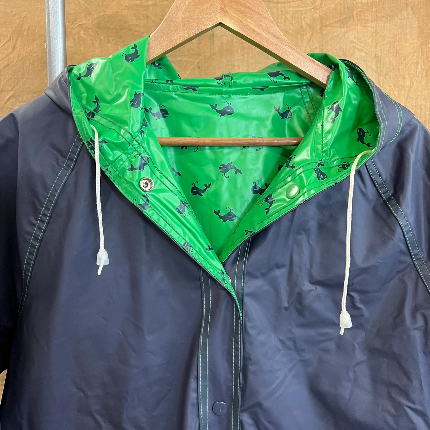 vtg 80s WHALE PRINT JACKET // vintage reversible patterned hooded autumn stranger things grunge pvc wet shiny cute waterproof parka two tone