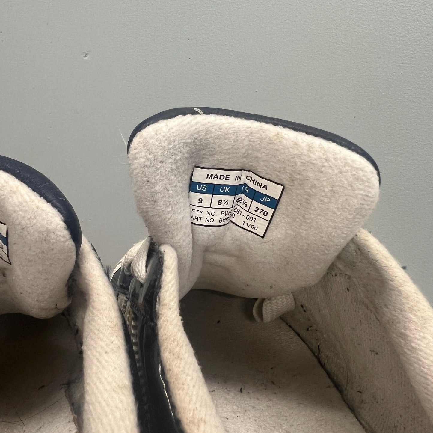 vtg 90s ADIDAS SUPERSTAR SNEAKERS // vintage shiny reflective glitter athletic shoes tennis shoes run dmc hip hop y2k style punk grunge cute