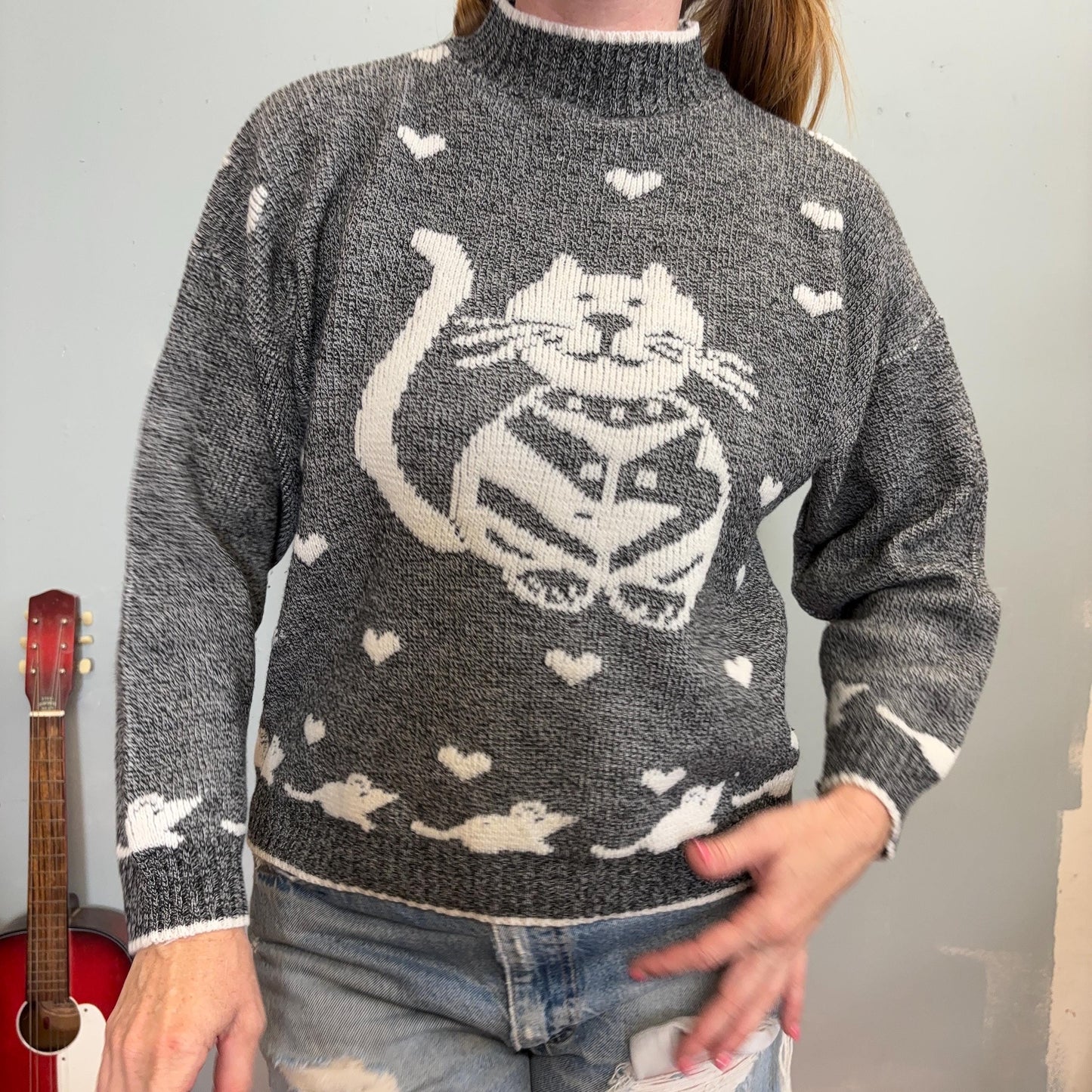 vtg 80s CAT & HEART SWEATER // vintage cute knit gray white mock neck comfy cozy stefano sportswear soft casual autumn teacher cutesy style