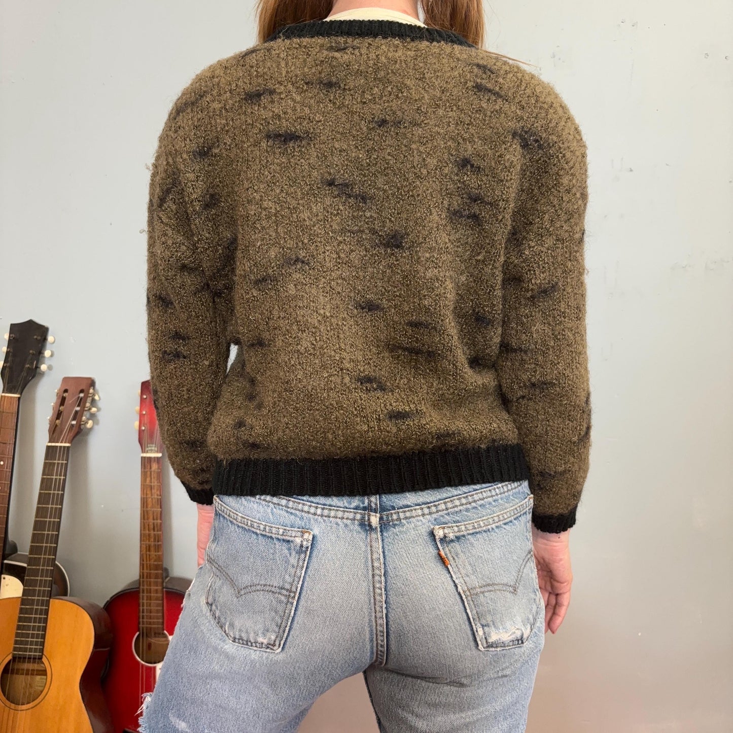 vtg 70s BROWN SPECKLED SWEATER // vintage two tone chocolate chip mohair fuzzy cropped sweater olive green sage brown neutral earth tones