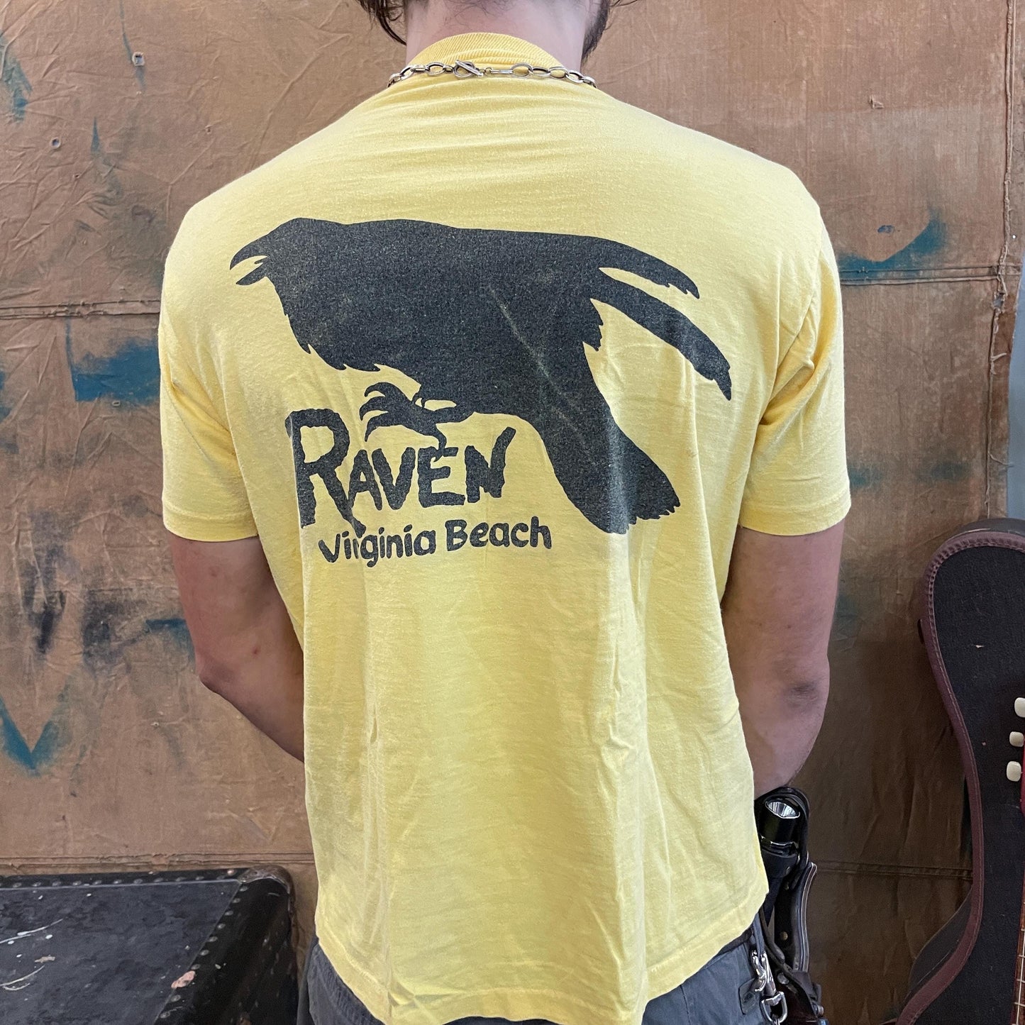 vtg 80s RAVEN POCKET TEE / vintage virginia beach yellow canary bird 70s ocean surf bar pub edgar allen poe tshirt basic retro style fashion
