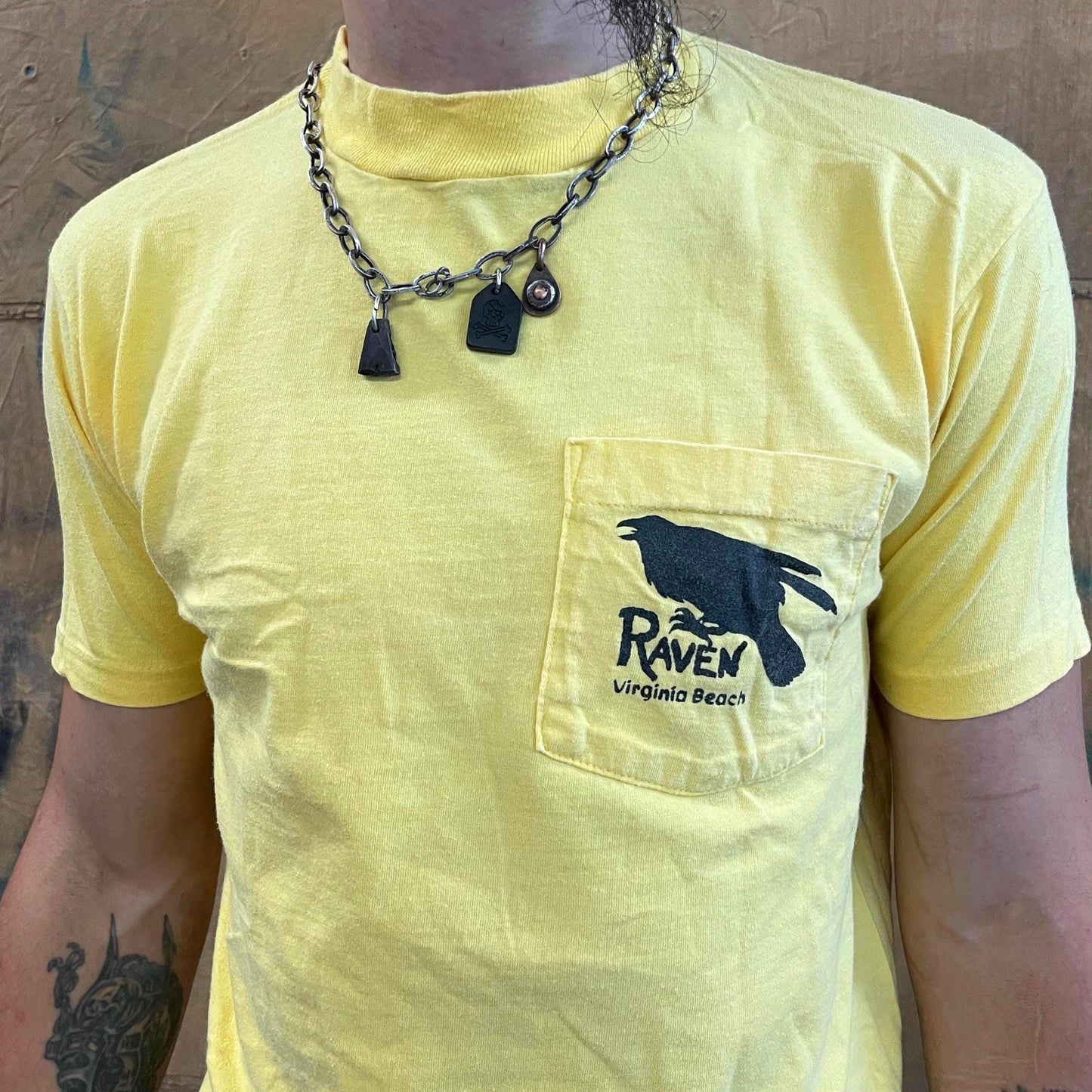 vtg 80s RAVEN POCKET TEE / vintage virginia beach yellow canary bird 70s ocean surf bar pub edgar allen poe tshirt basic retro style fashion