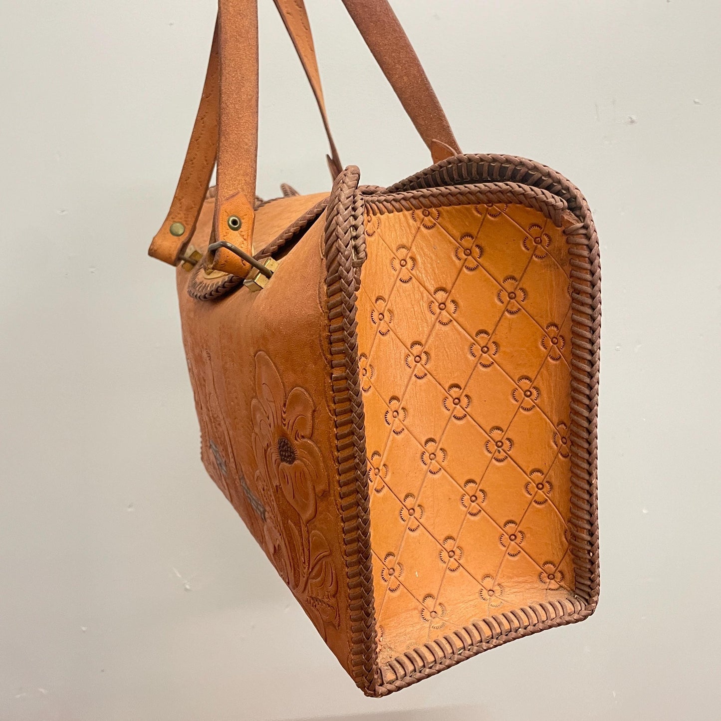 vtg 70s LEATHER BIRD BAG // vintage hand tooled floral 3d structured top handle boho hippie woodstock era personalized "Jean" large birkin