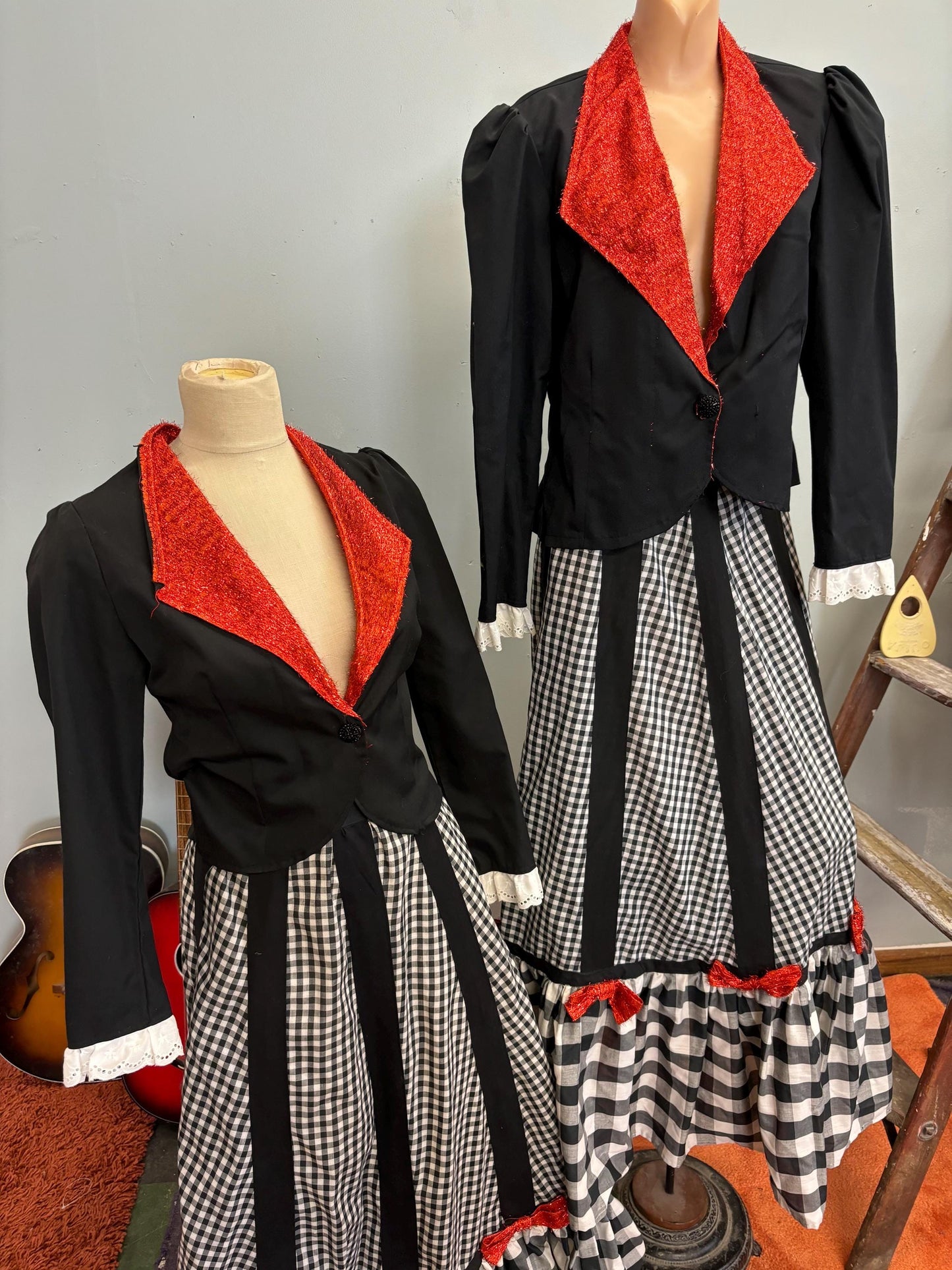 vtg 70s TWINS HALLOWEEN COSTUME / vintage red lurex vampire tuxedo plaid bow tie maxi skirt sets day of the dead celebratory costume theater