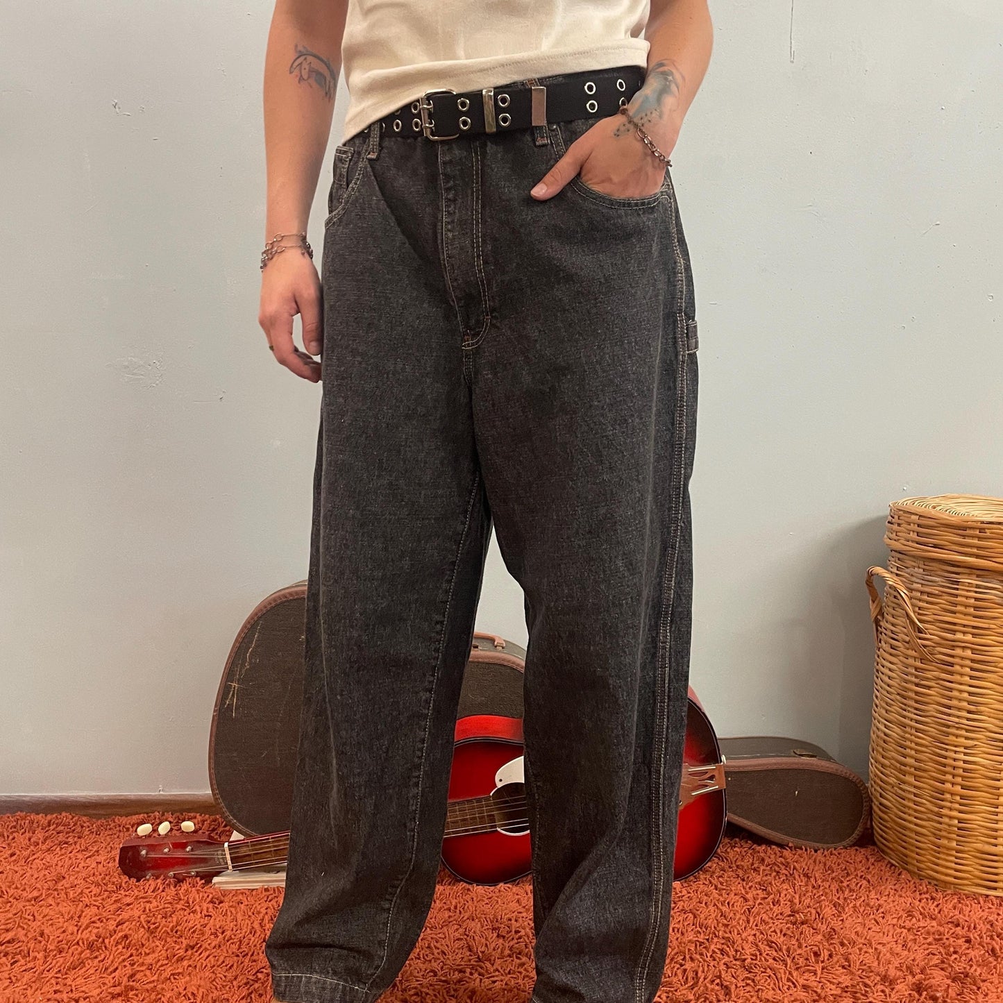 vtg 90s JORDACHE DARK WASH Jeans // vintage baggy graycargo utility style jnco look gray slouchy grunge hipster hip hop wide leg y2k style