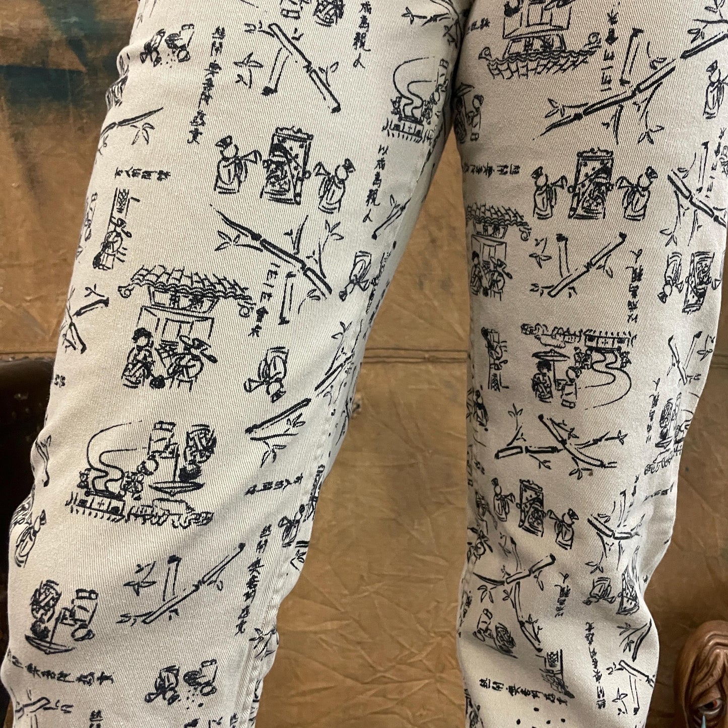 vtg 90s JAPANESE PATTERN JEANS // chico's all over print high waisted tapered jeans beige denim black symbols grunge unique patterned pants