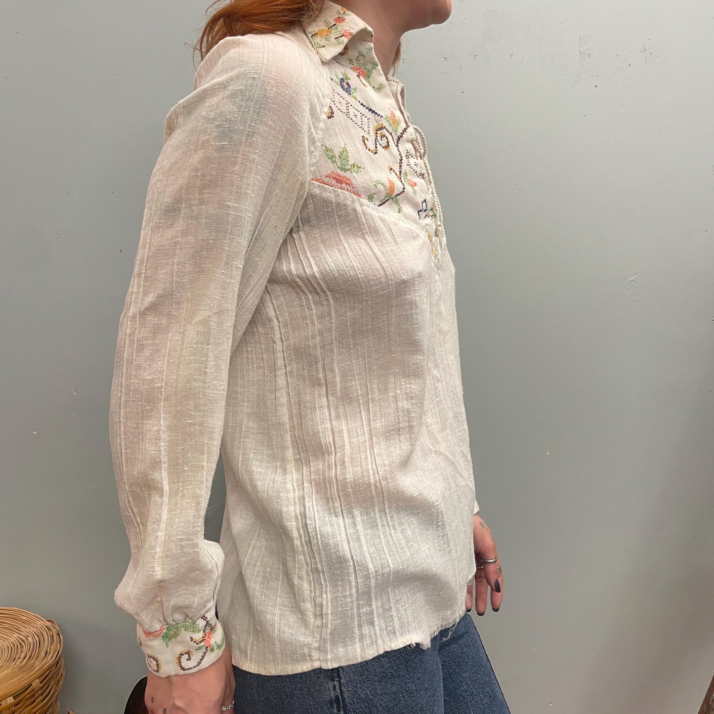 vtg 70s EMBROIDERED LINEN BLOUSE // vintage floral hippie flowy collared lace up western retro long sleeve boho guru jimi hendrix doors rock