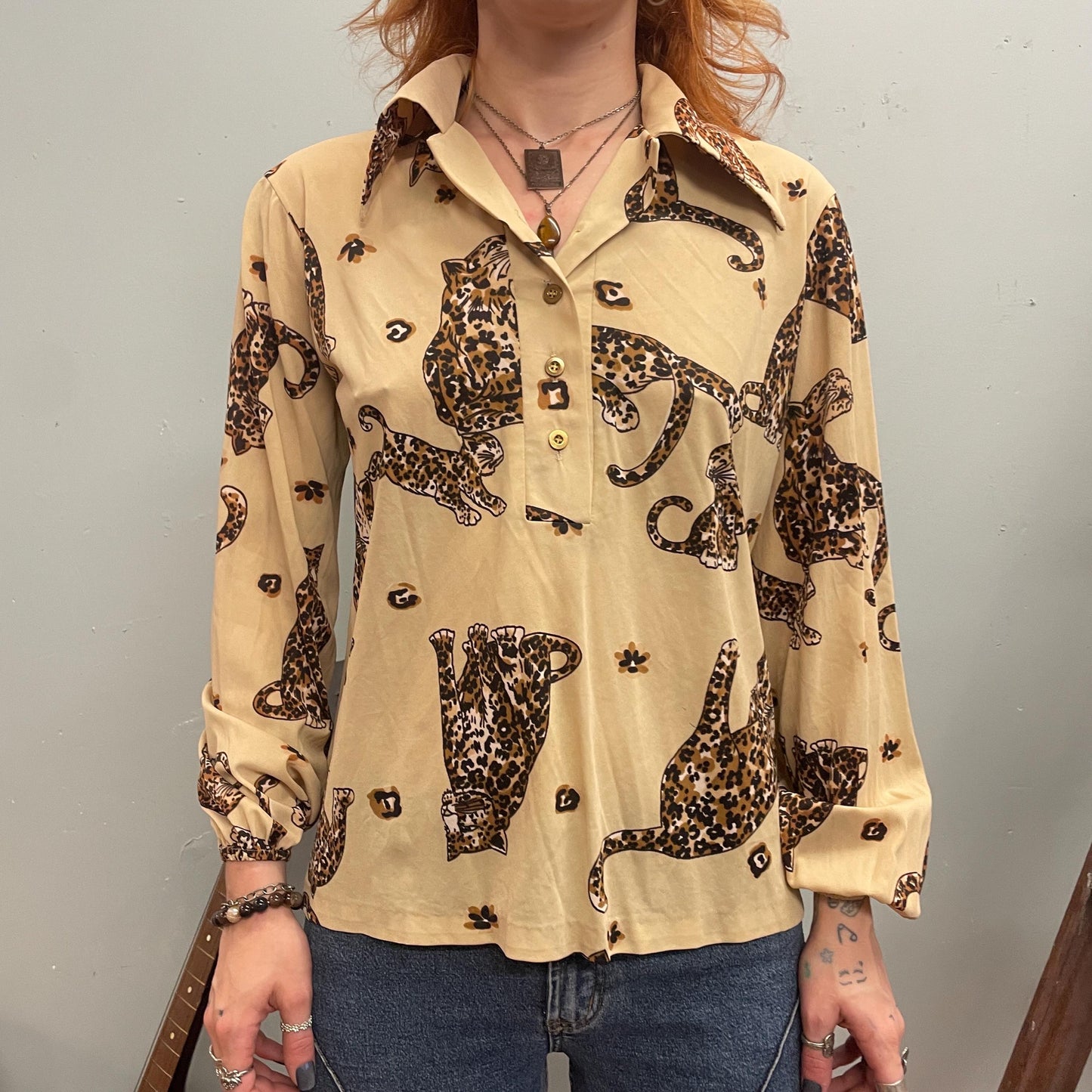 vtg 70s SILKY LEOPARD PRINT top // vintage cheetah big cat animal print all over patterned pointy collared disco retro hippie polyester glam