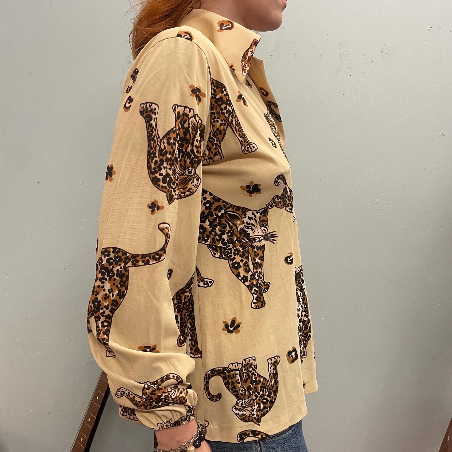vtg 70s SILKY LEOPARD PRINT top // vintage cheetah big cat animal print all over patterned pointy collared disco retro hippie polyester glam