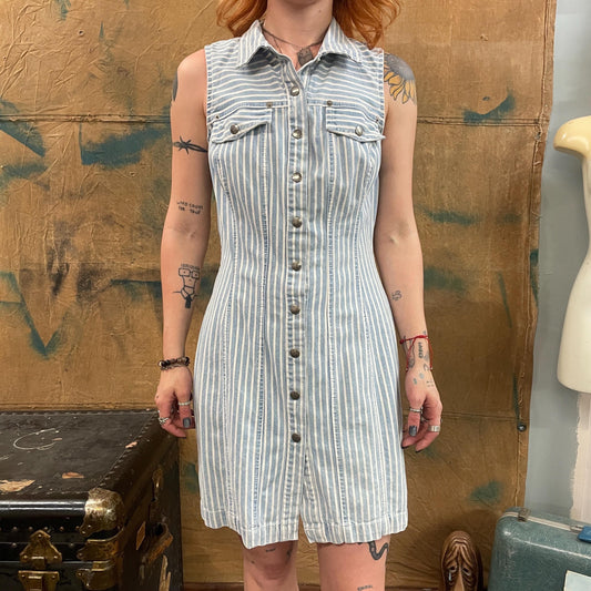 vtg 90s PINSTRIPED BLUE DENIM Dress // vintage button up jean dress pointy collar sleeveless mini dress autumn fall school casual minimalist