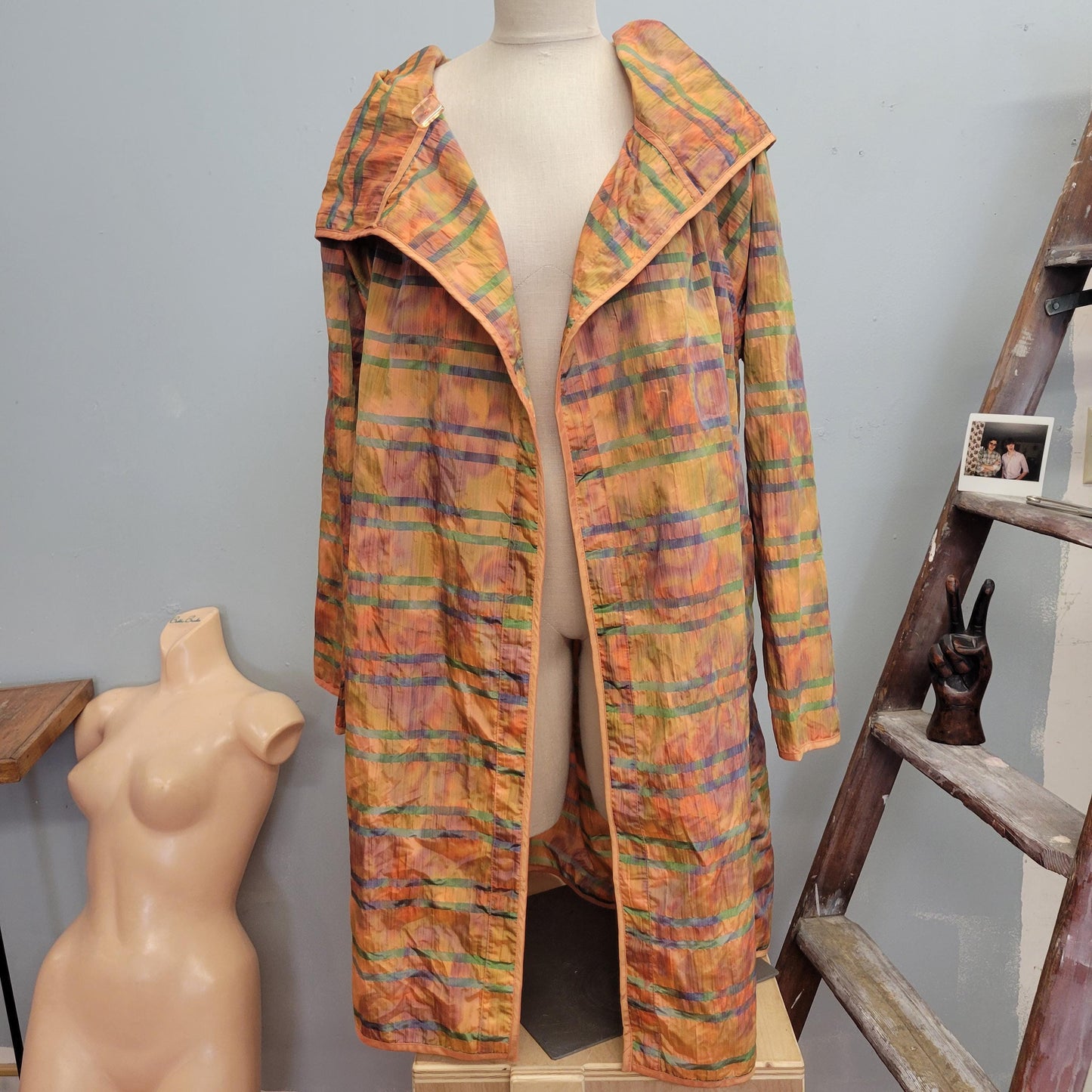 vtg 60s ORANGE GOLD STRIPED Jacket // oversized hooded raincoat lightweight parka psychedelic watercolor pattern mod autumn shiny flowy ooak