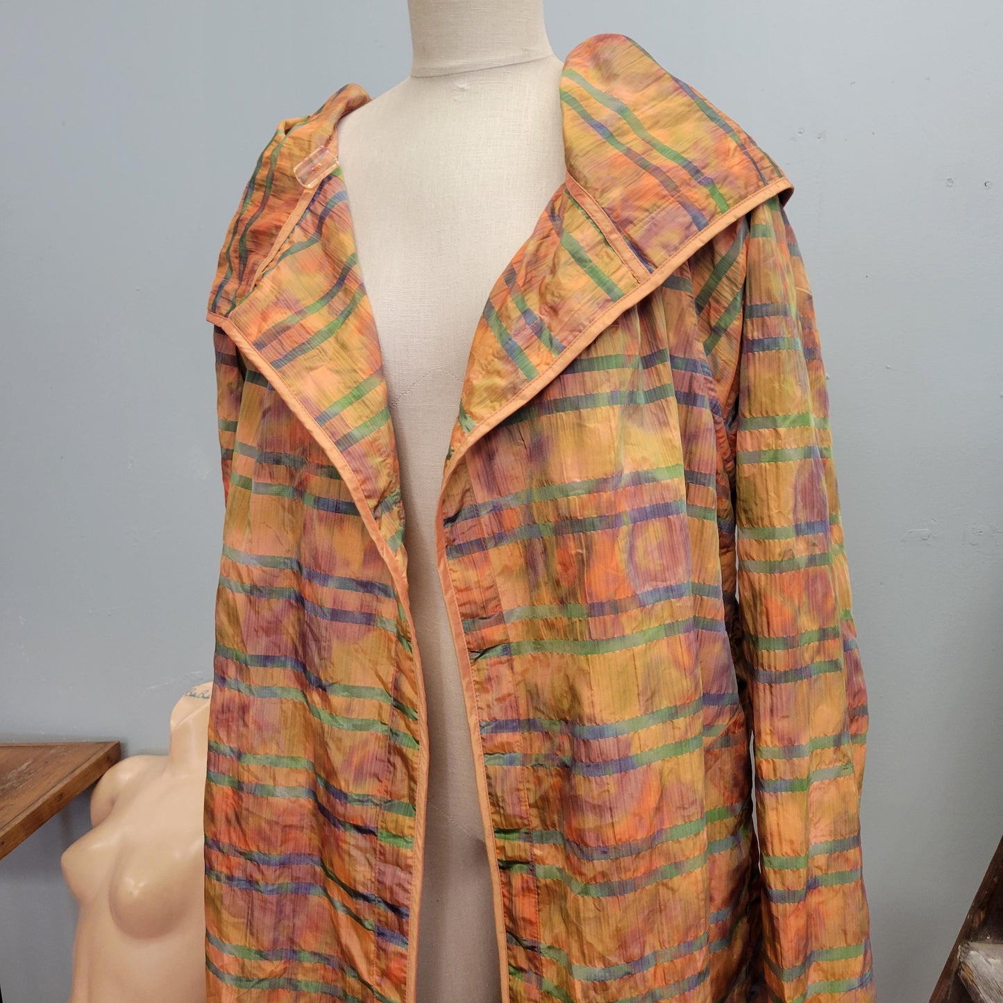 vtg 60s ORANGE GOLD STRIPED Jacket // oversized hooded raincoat lightweight parka psychedelic watercolor pattern mod autumn shiny flowy ooak