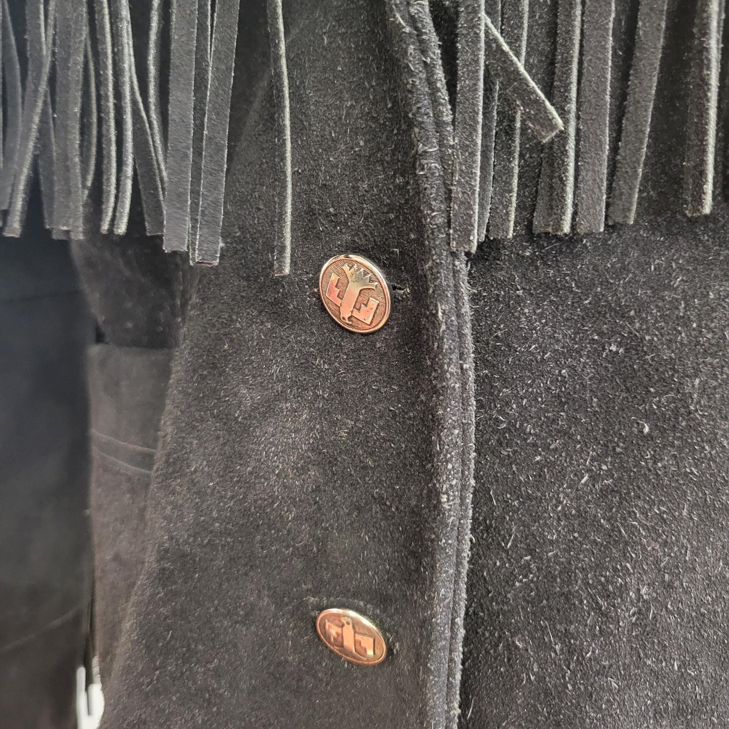 vtg 80s BLACK SUEDE FRINGE Jacket // vintage western hippie biker cropped sexy rugged pioneer wear black leather womens motorcycle jacket