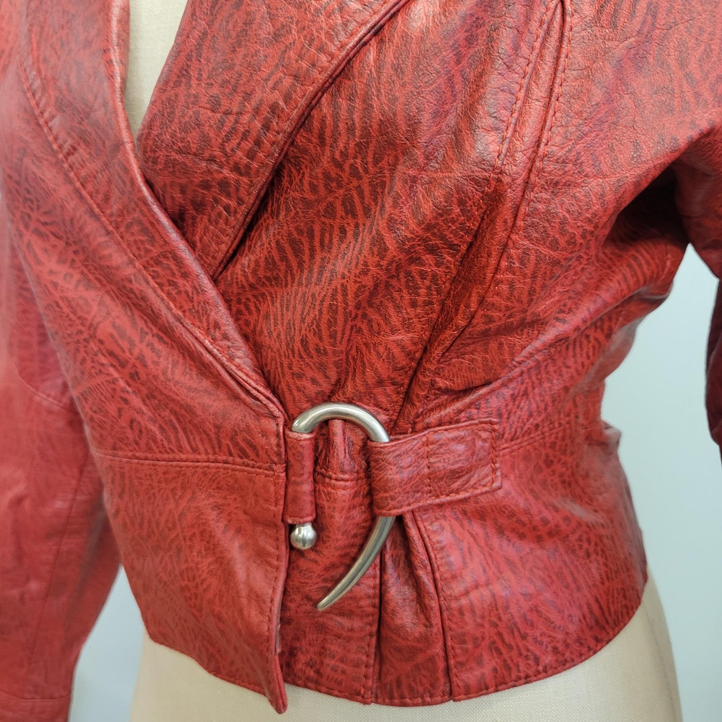 vtg 80s RED LEATHER CROPPED Jacket // vintage snakeskin crocodile black & red deep plunge v neck art deco buckle bomber biker babe Madonna