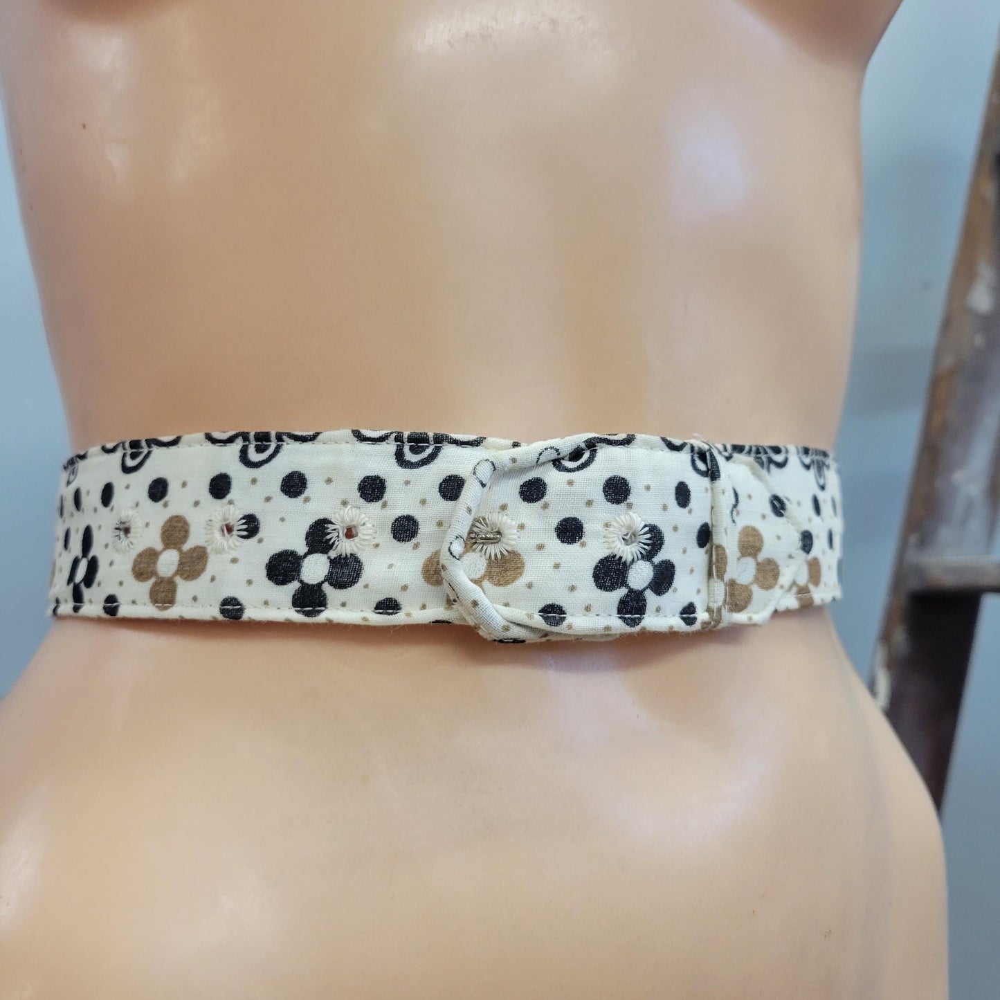 vtg 60s MOD FLORAL BELT // vintage flower power cute patterned polka dot accessory 60s 70s style girly girls petite