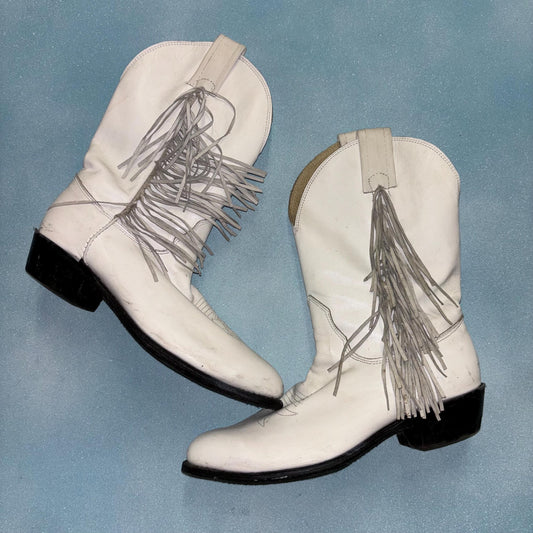 vtg 70s WHITE LEATHER FRINGE Boots // vintage country western Madonna rocker cowgirl retro 80s ankle boots
