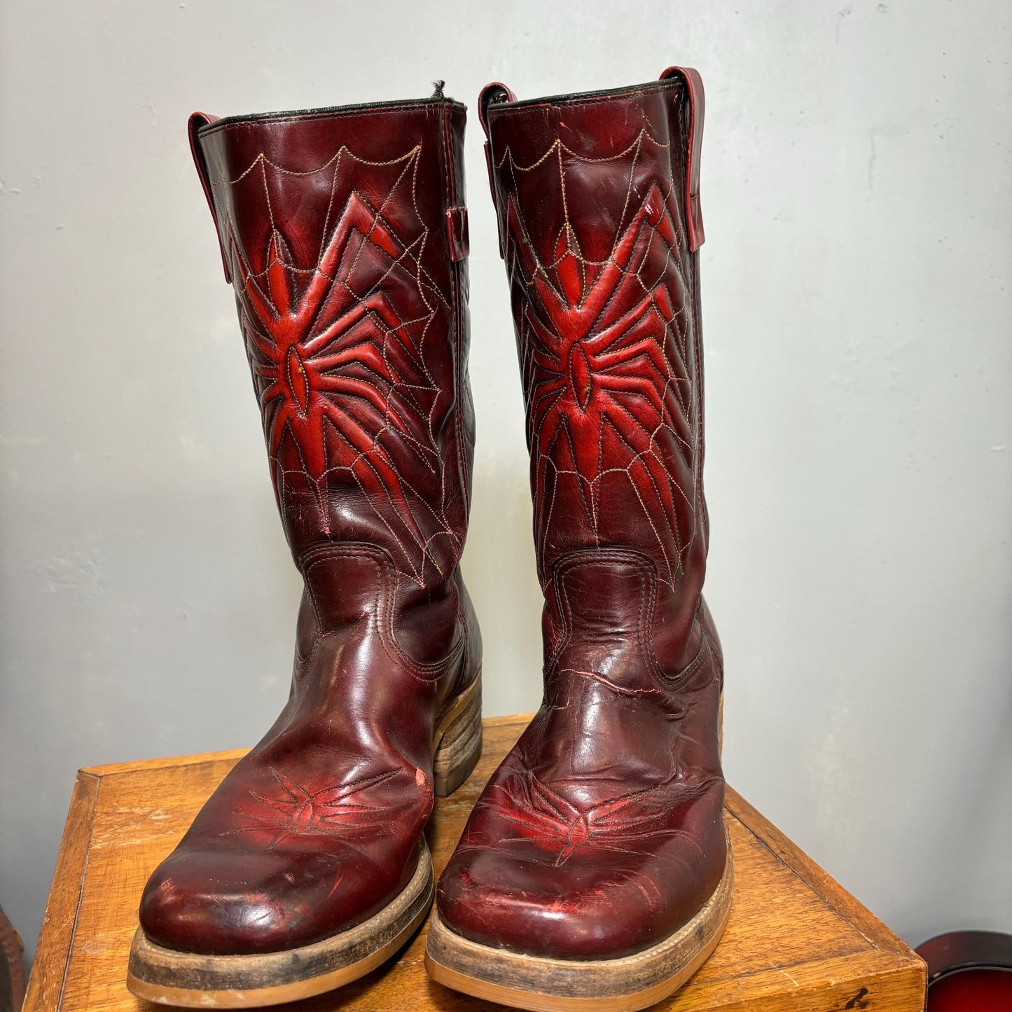 vtg 70s SPIDER WEB BOOTS // insane tooled red leather spider pattern calf high round toe wooden platforms cowboy western rodeo queen grail