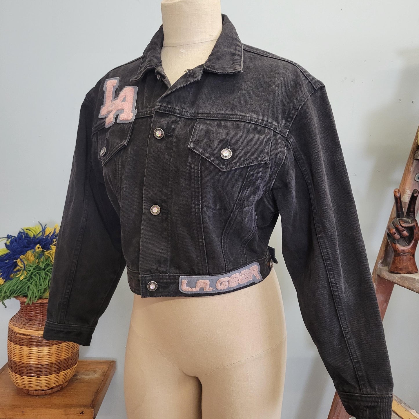 vtg 90s LA GEAR JEAN Jacket // vintage cropped black denim and pink stitch applique valley girl 90210 cute gray los angeles california girl