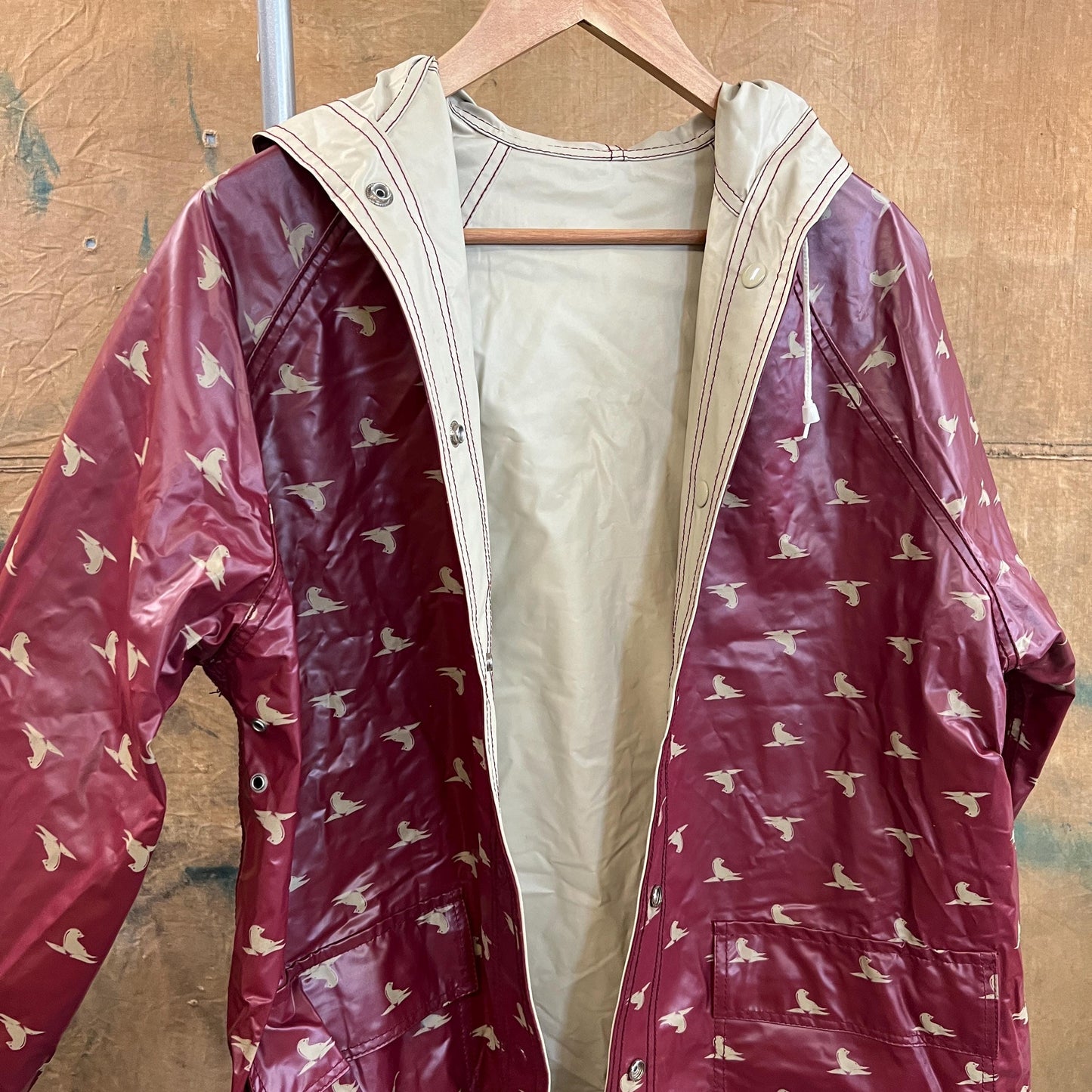 vtg 80s CUTE SEAL PATTERNED Jacket // vintage reversible hooded autumn stranger things pvc wet shiny waterproof windbreaker fall earth tones