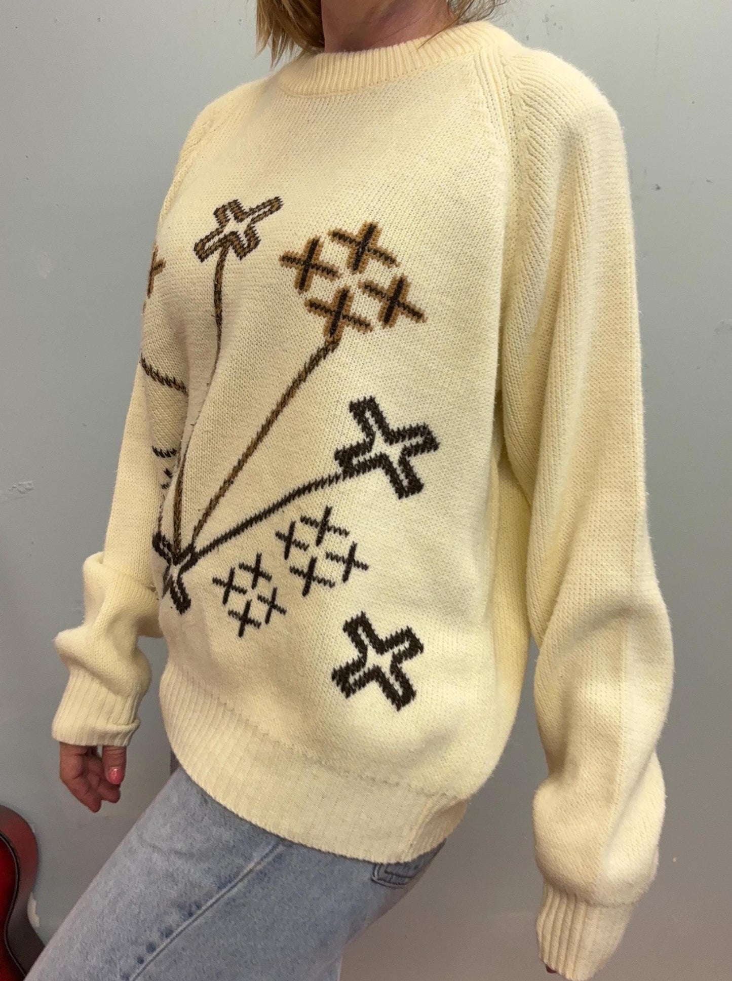 vtg 70s ABSTRACT KNIT SWEATER // vintage fruit of the loom geometric cross stitch slouchy baggy knit lightweight beige patterned jumper