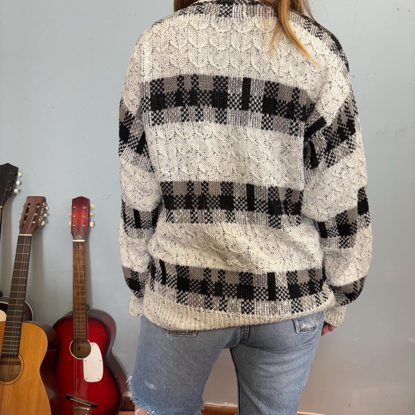 vtg 70s PLAID TEXTURED CARDIGAN // vintage neutral gray white heathered striped checkered cotton sweater oversized medium slouchy fit cozy