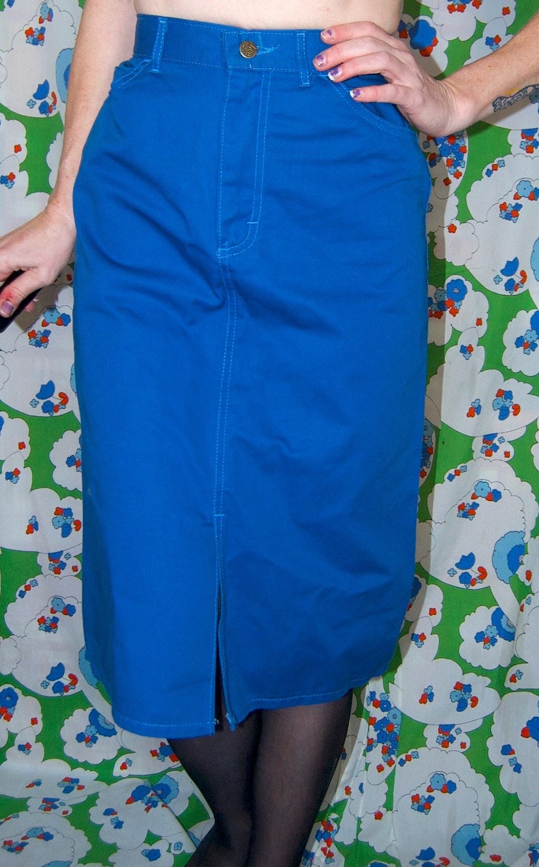 vtg 70s LEE BRIGHT BLUE Skirt // vintage knee length high waisted western mod hippie autumn fall fashion midi skirt