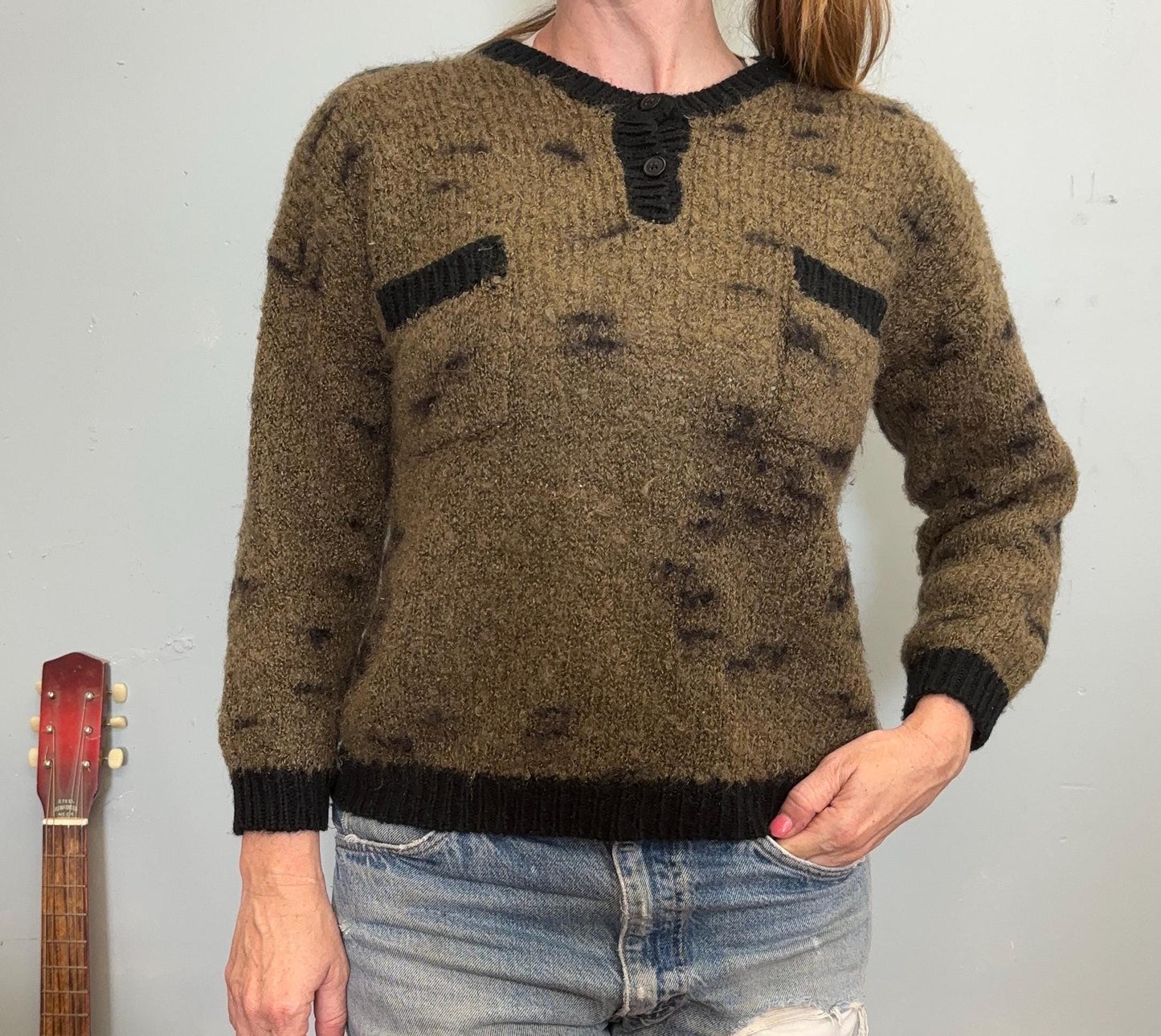 vtg 70s BROWN SPECKLED SWEATER // vintage two tone chocolate chip mohair fuzzy cropped sweater olive green sage brown neutral earth tones