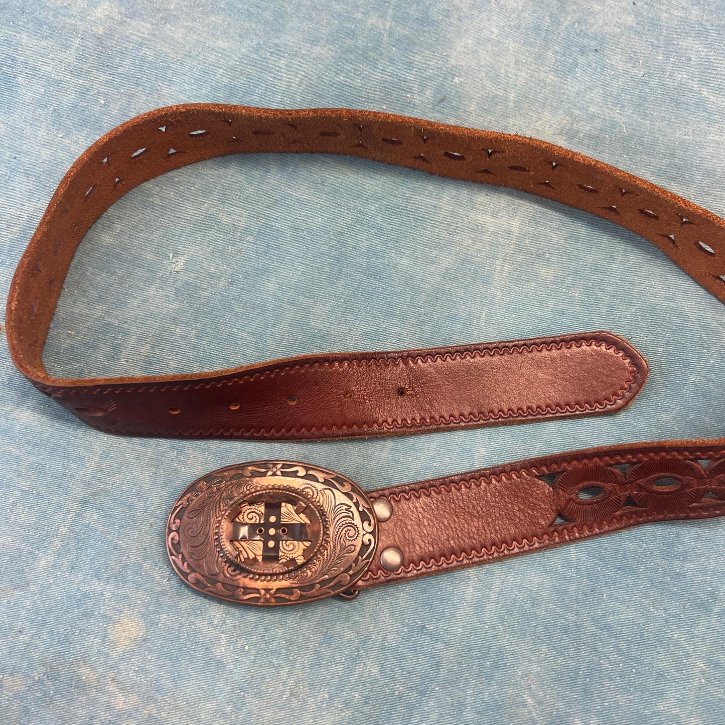 vtg 70s CUT OUT BELT // vintage hand tooled brown leather braided hippie boho buckle rodeo western bohemian style bell bottoms ranchwear