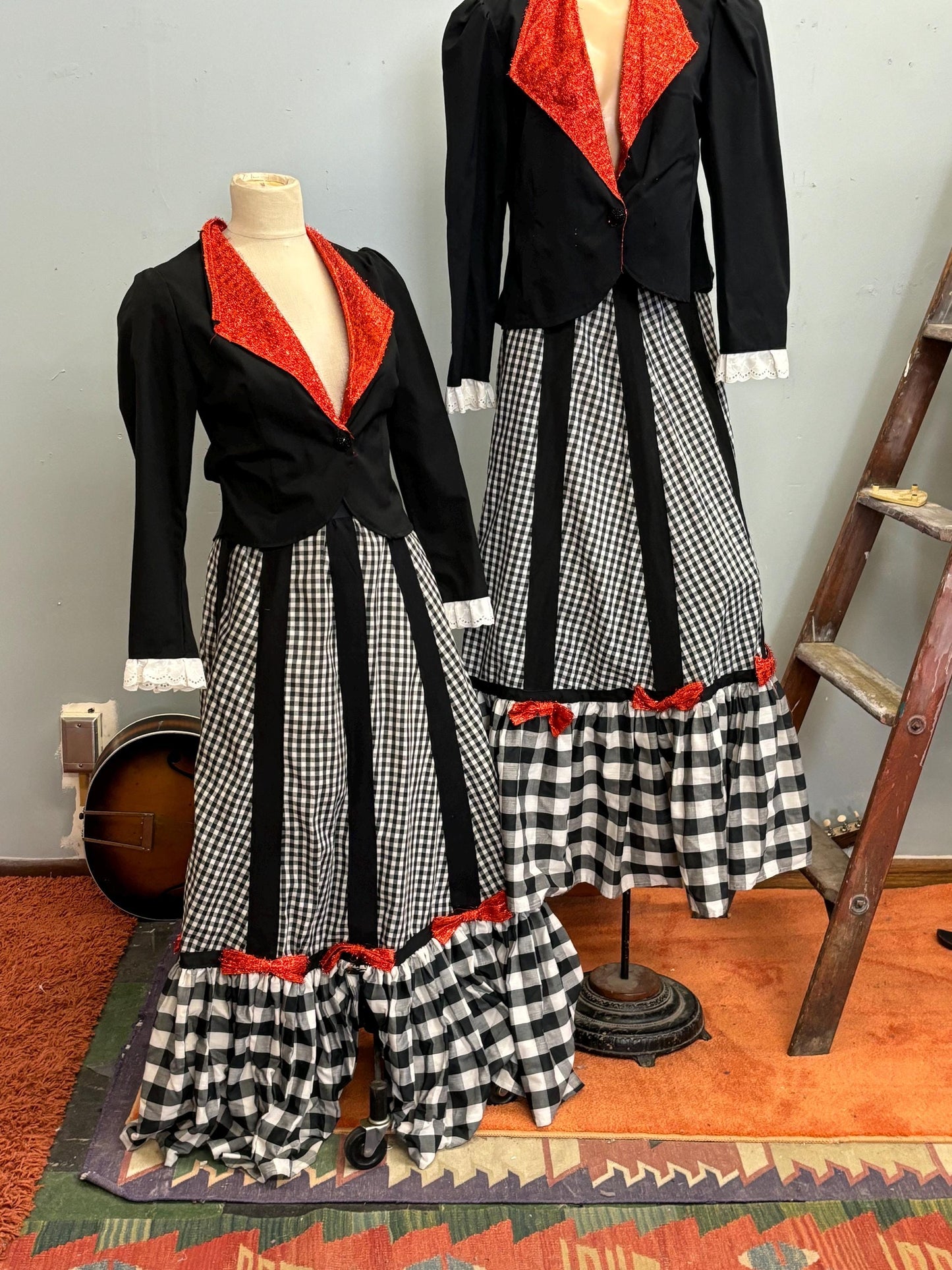 vtg 70s TWINS HALLOWEEN COSTUME / vintage red lurex vampire tuxedo plaid bow tie maxi skirt sets day of the dead celebratory costume theater