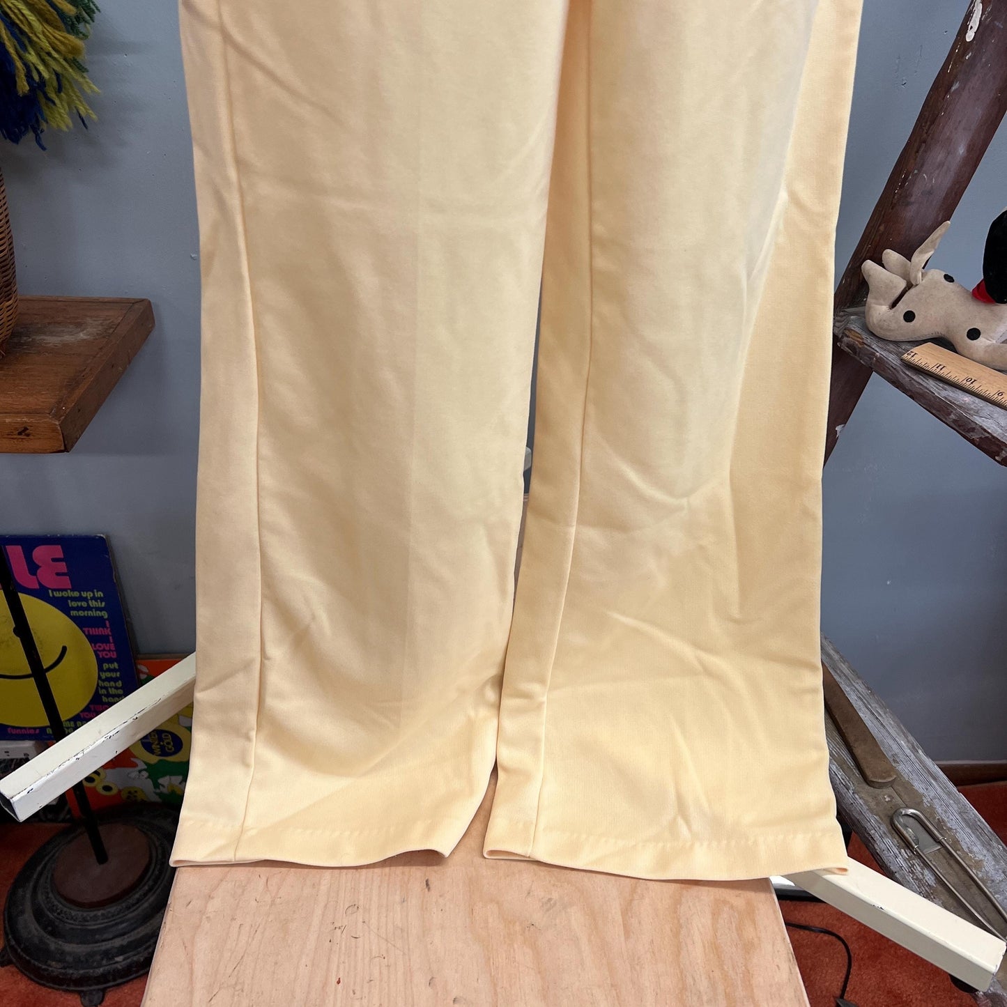 vtg 70s YELLOW DRESS PANTS // vintage size 10 pastel bell bottoms high waisted wide leg cool hippie mod autumn casual flare leg trousers 26
