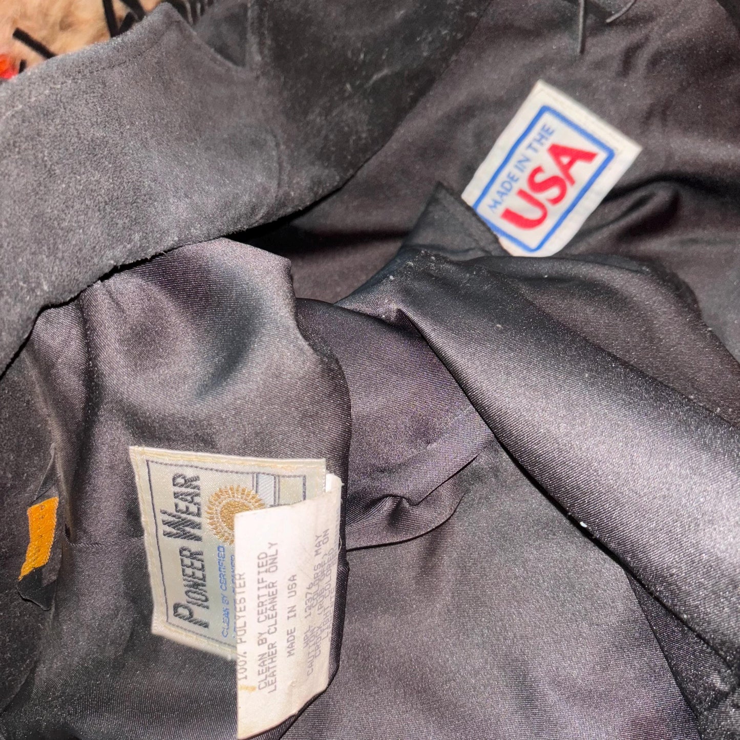 vtg 80s BLACK SUEDE FRINGE Jacket // vintage western hippie biker cropped sexy rugged pioneer wear black leather womens motorcycle jacket