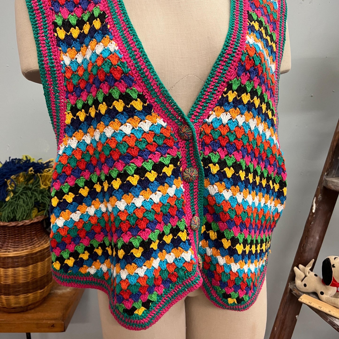vtg 80s ABSTRACT SWEATER VEST // vintage claus woman size 2 oversized slouchy rainbow chunky knit retro chevron vneck layer top bright funky