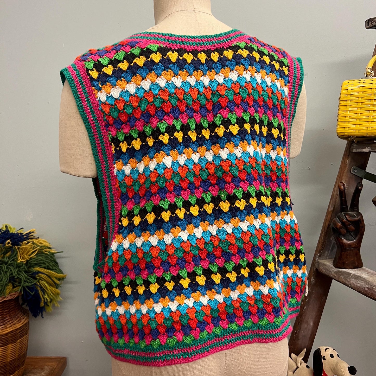 vtg 80s ABSTRACT SWEATER VEST // vintage claus woman size 2 oversized slouchy rainbow chunky knit retro chevron vneck layer top bright funky