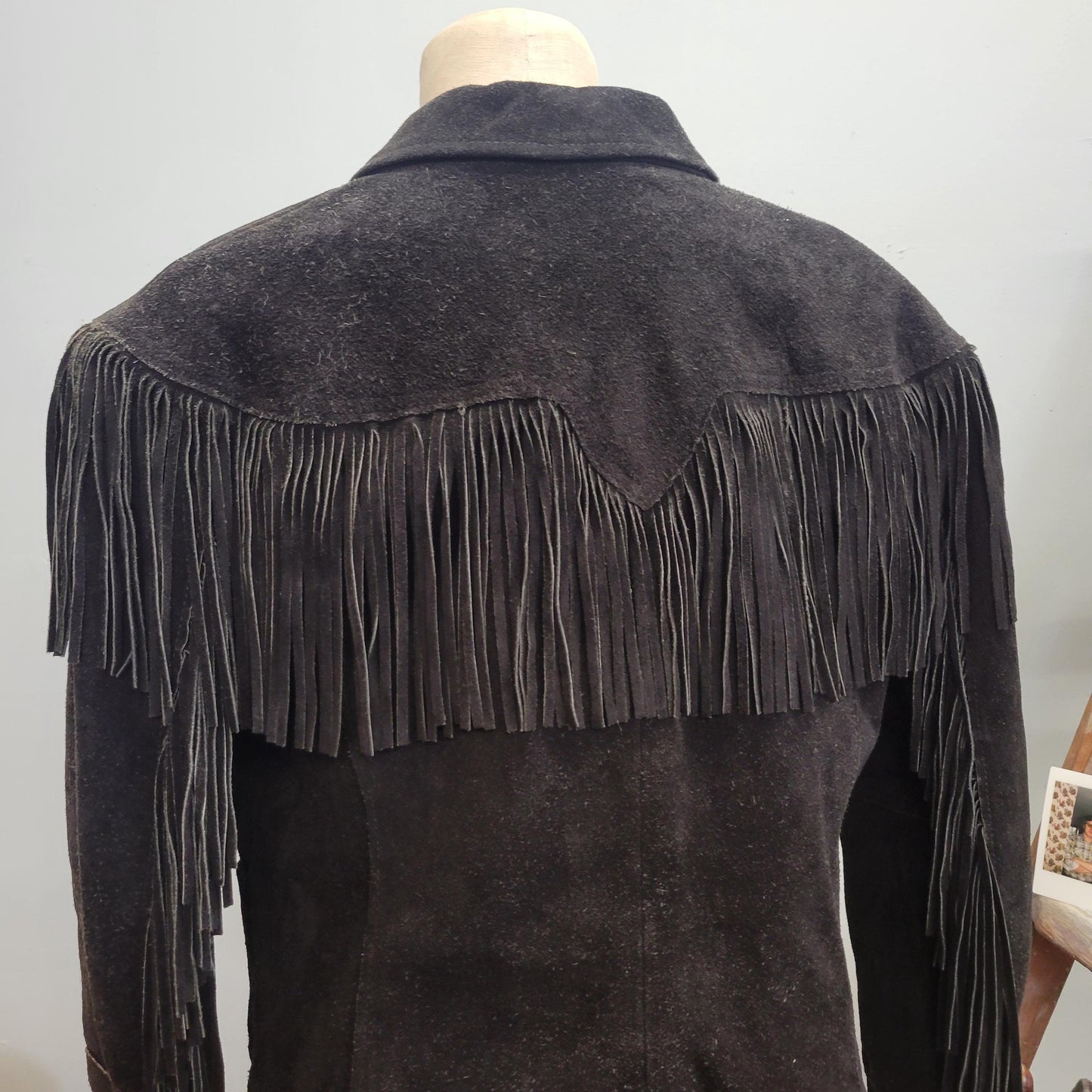 vtg 80s BLACK SUEDE FRINGE Jacket // vintage western hippie biker cropped sexy rugged pioneer wear black leather womens motorcycle jacket