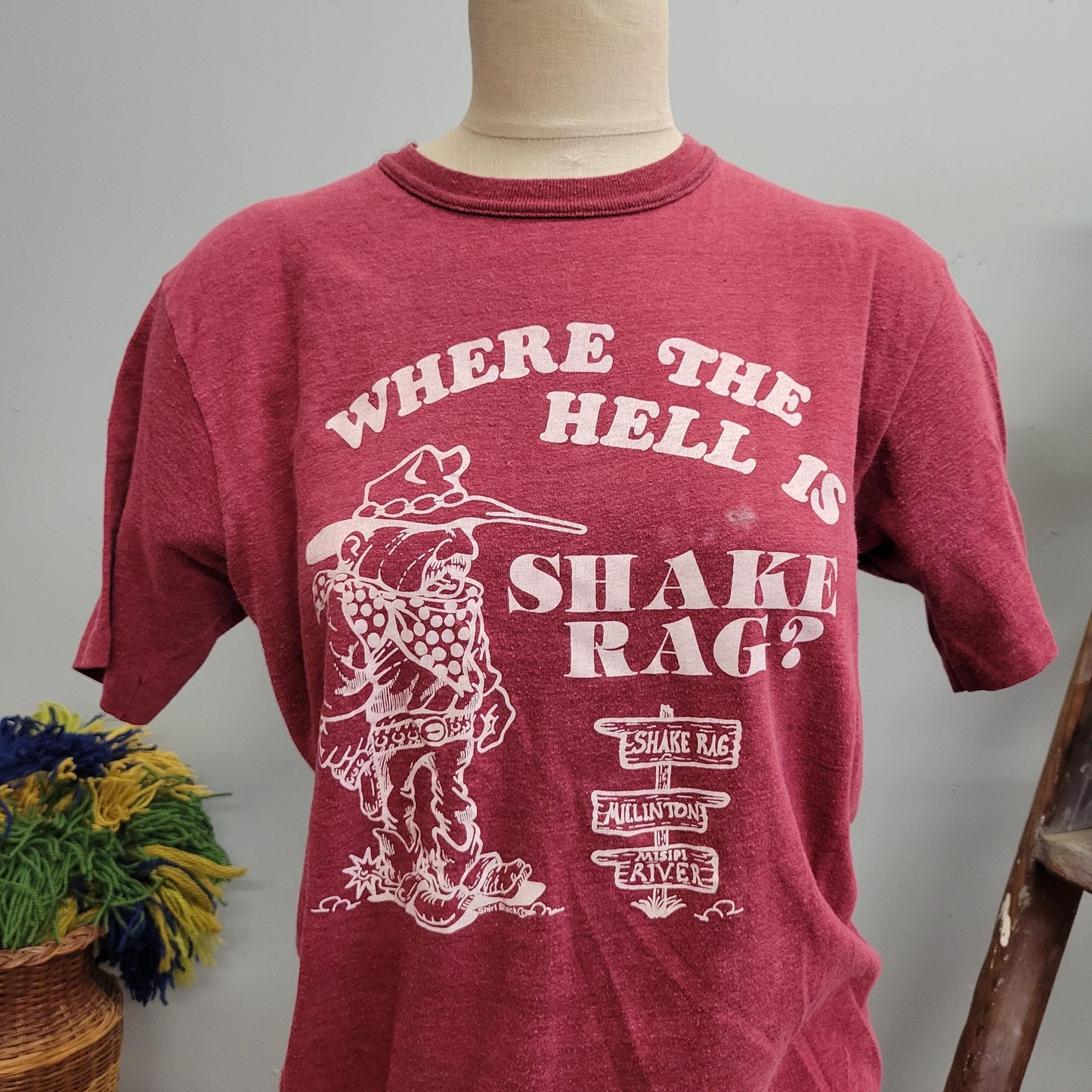 vtg 70s SHAKE RAG TSHIRT // vintage paper thin x large distressed bleached tourist destination general store tennessee mississippi country