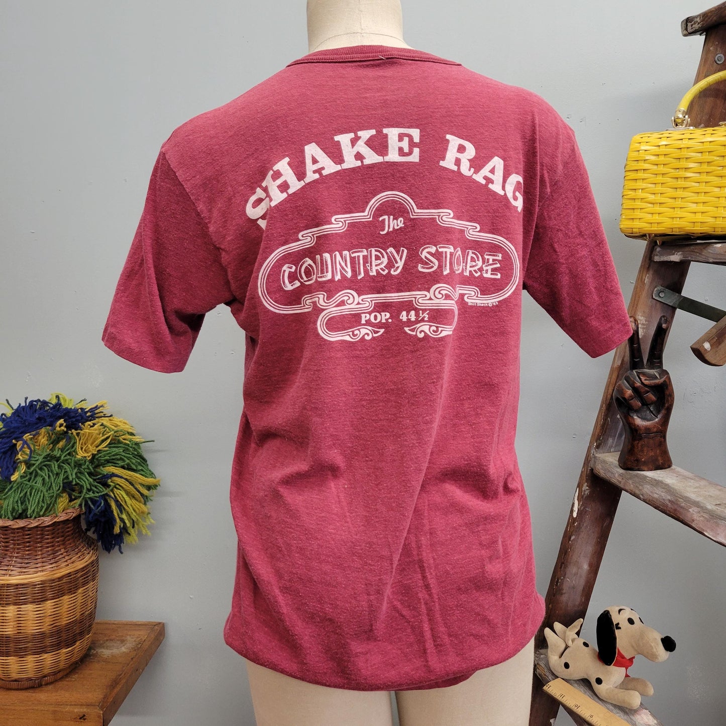 vtg 70s SHAKE RAG TSHIRT // vintage paper thin x large distressed bleached tourist destination general store tennessee mississippi country