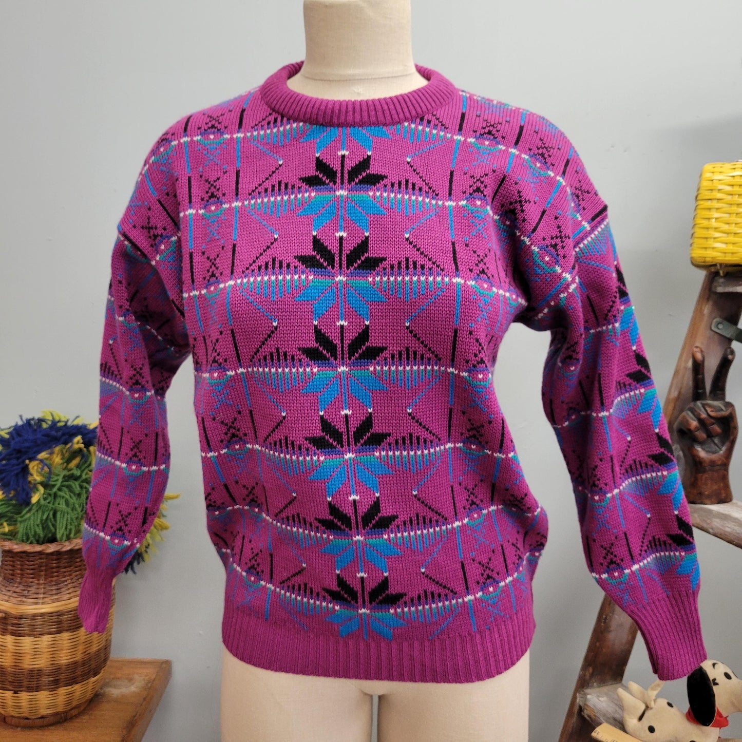 vtg 70s PSYCHEDELIC SNOWFLAKE SWEATER // vintage demetre small womens bright patterned winter ski style retro abstract print pastel autumn