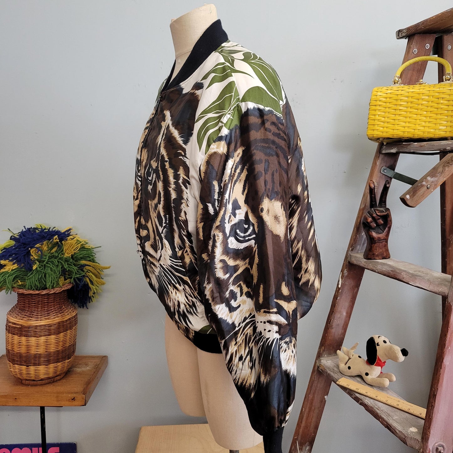 vtg 80s SNOW TIGER BOMBER Jacket // vintage double side xl animal print zip up autumn casual parka windbreaker jaguar wild animal tiger king